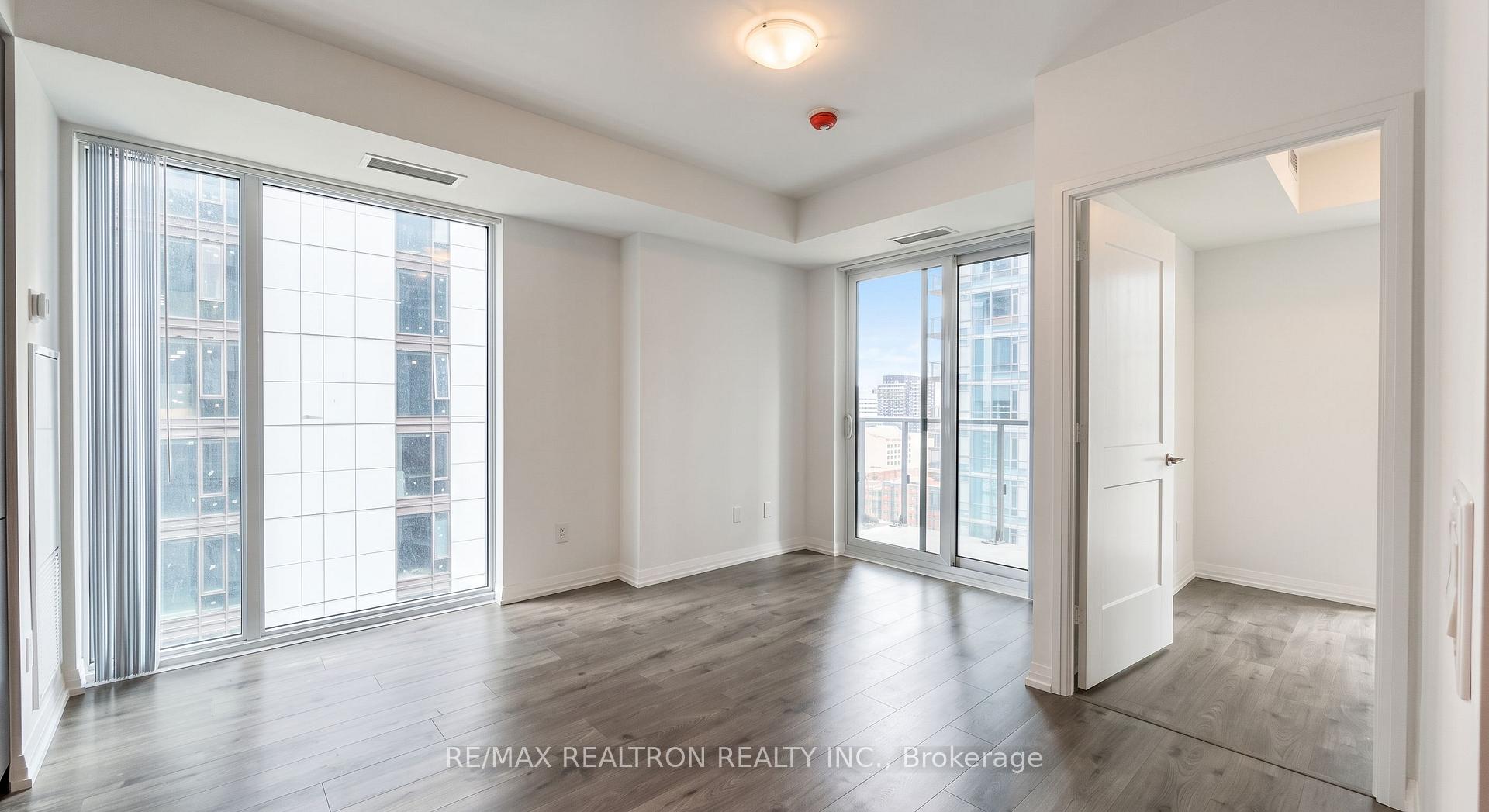 Photo 8 of Unit 2305, 8 Widmer Street, Toronto, Waterfront Communities — HOMEH