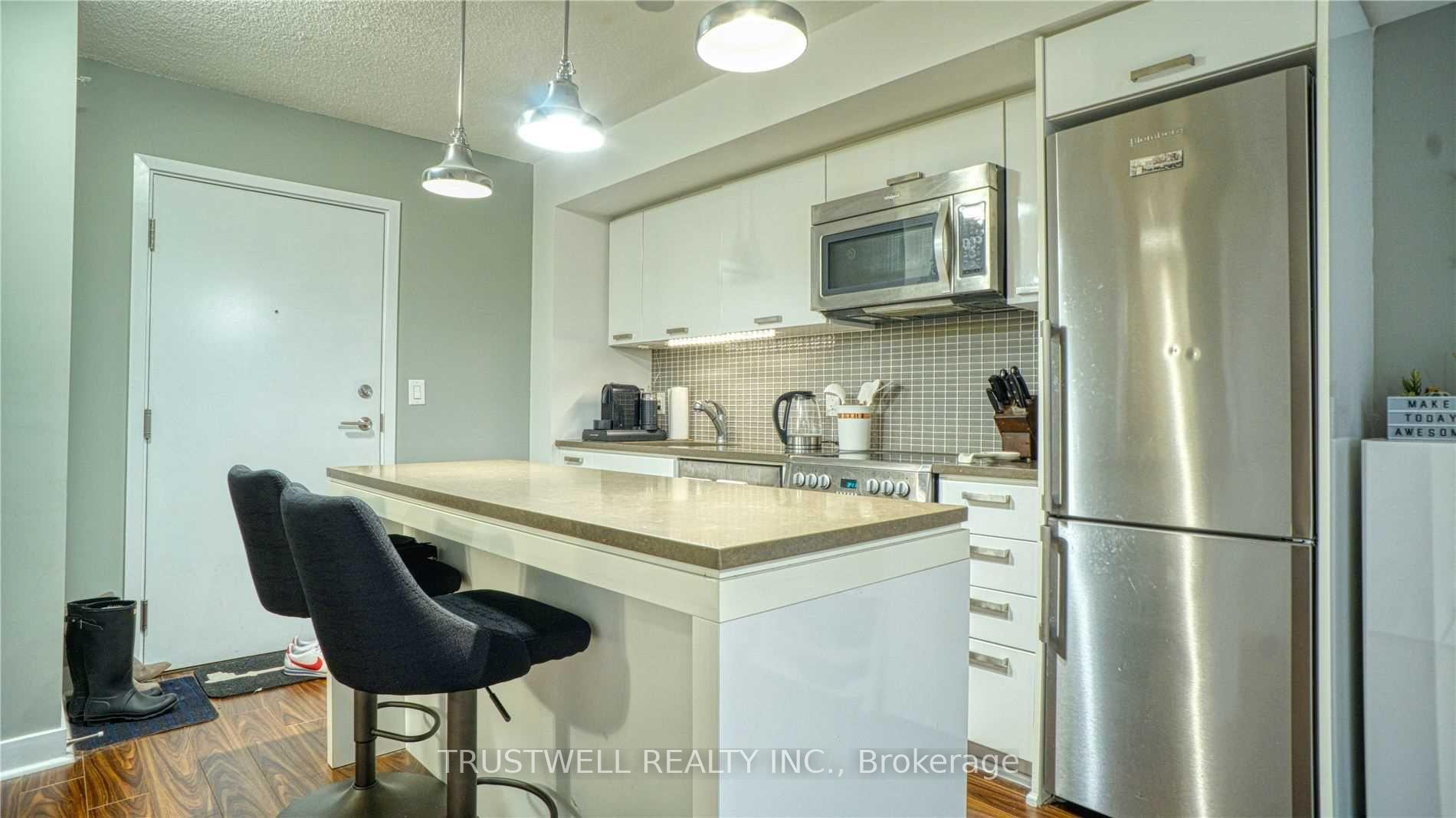 Photo 5 of Unit 315, 295 Adelaide Street W, Toronto, Waterfront Communities — HOMEH