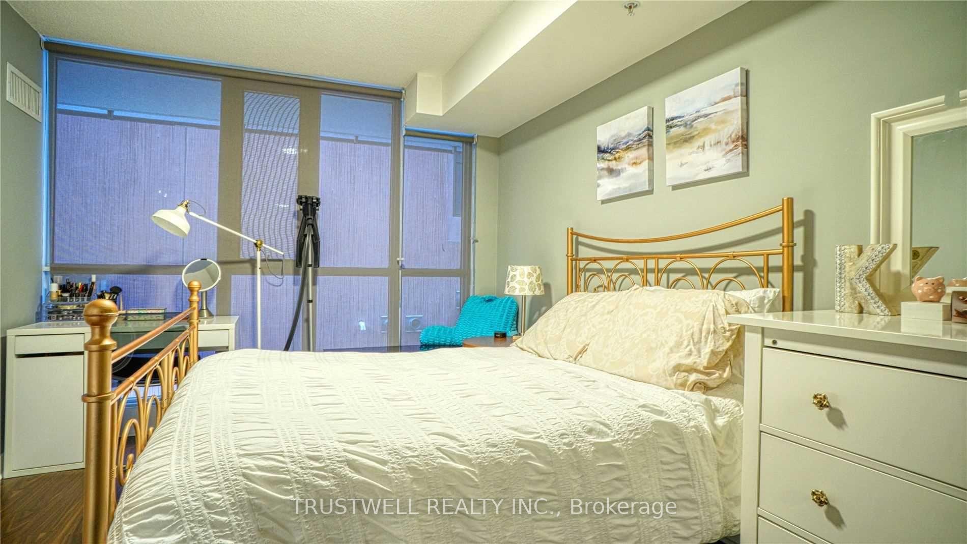 Photo 9 of Unit 315, 295 Adelaide Street W, Toronto, Waterfront Communities — HOMEH