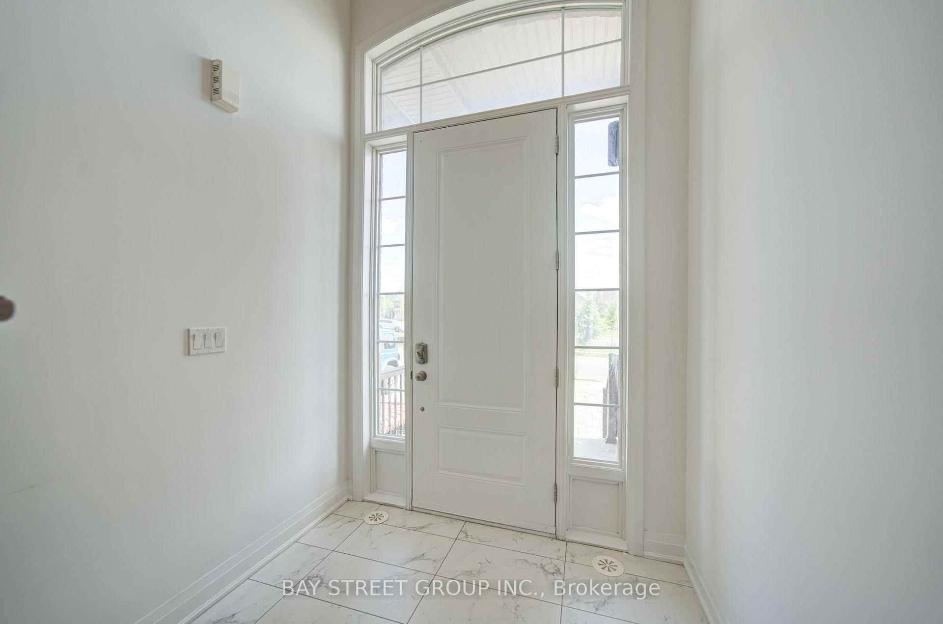 Photo 3 of 36 Elkington Crescent, Whitby, Rural Whitby — HOMEH