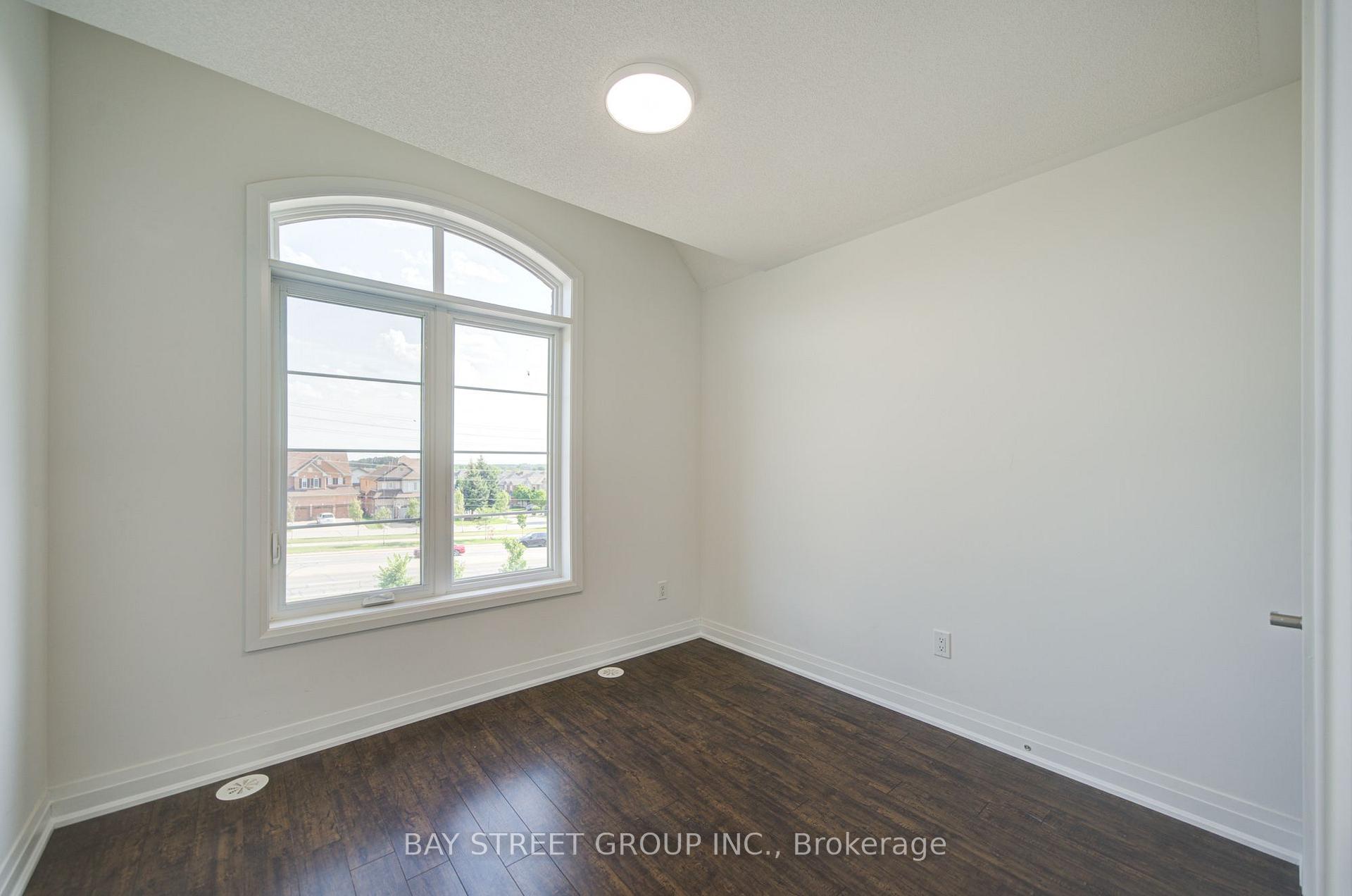 Photo 34 of 36 Elkington Crescent, Whitby, Rural Whitby — HOMEH