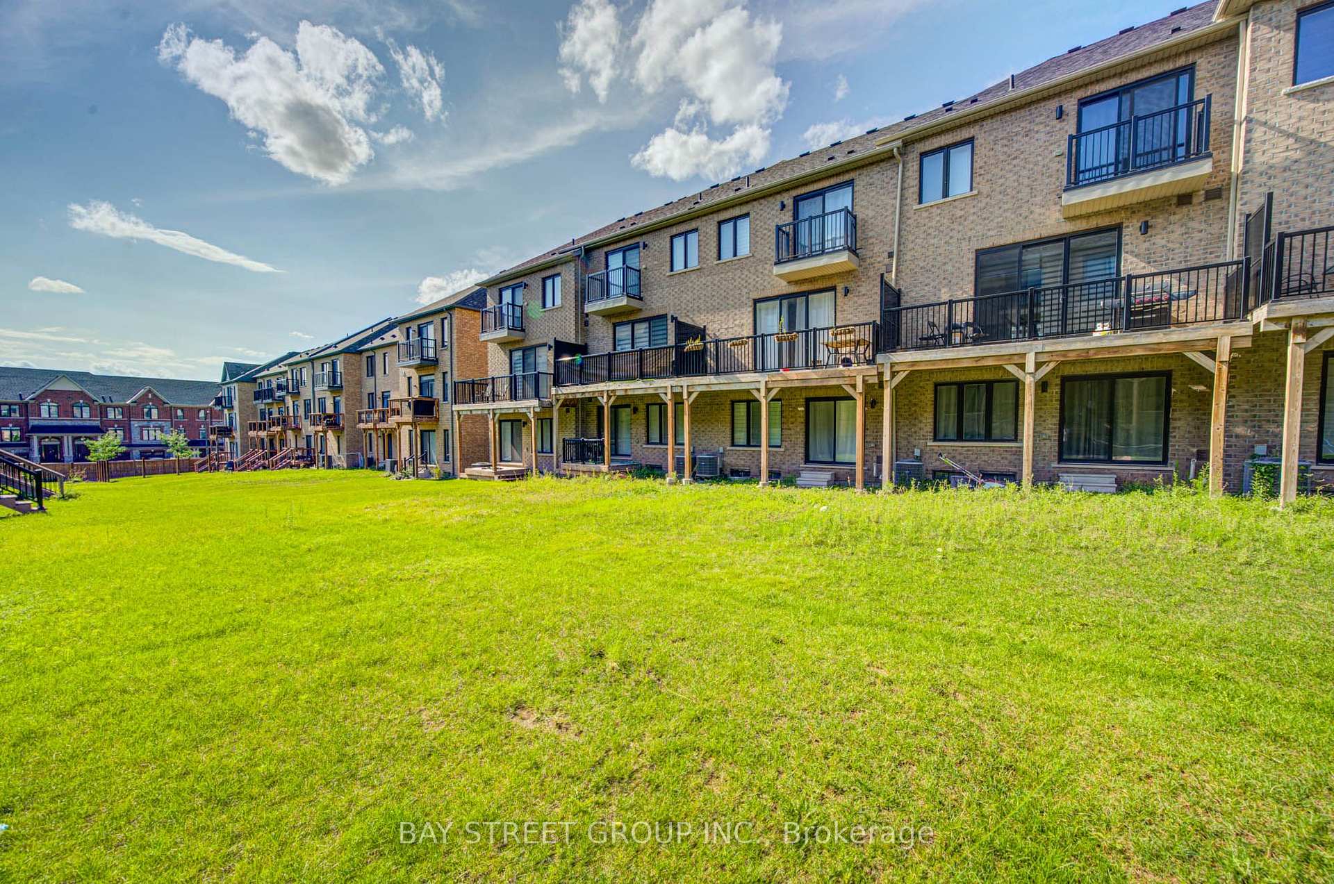 Photo 51 of 36 Elkington Crescent, Whitby, Rural Whitby — HOMEH