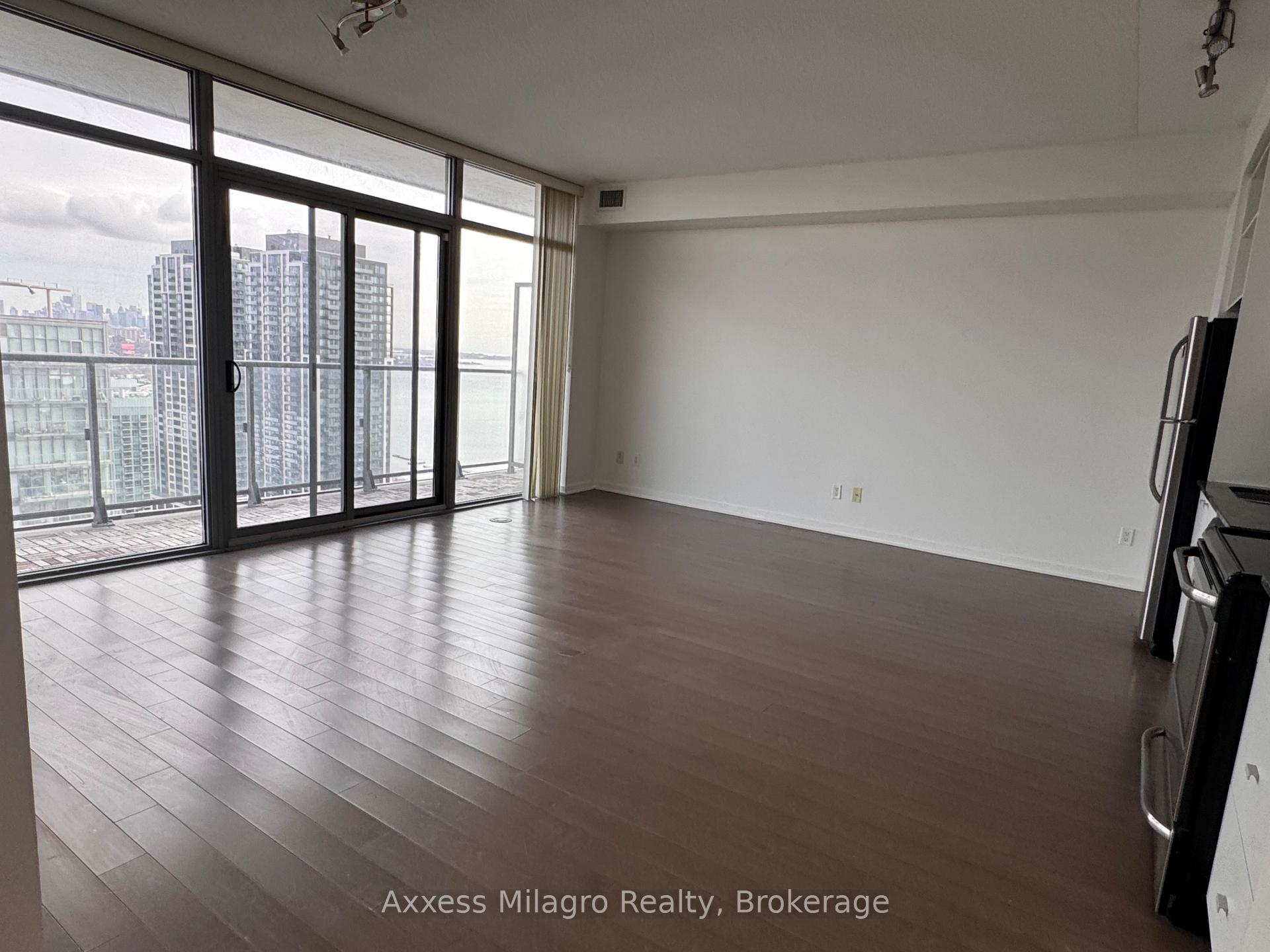 Photo 6 of Unit 3016, 105 The Queensway Way, Toronto, High Park-Swansea — HOMEH