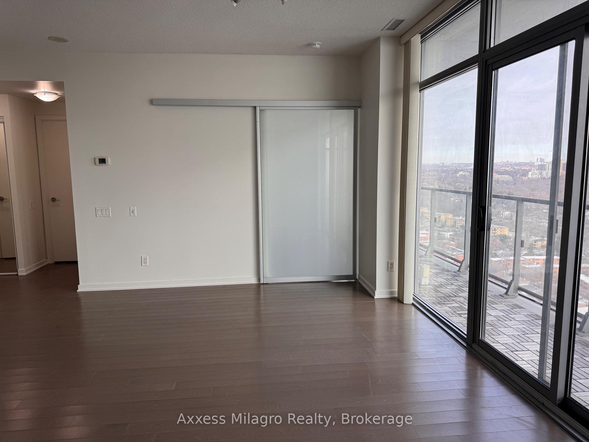 Photo 8 of Unit 3016, 105 The Queensway Way, Toronto, High Park-Swansea — HOMEH