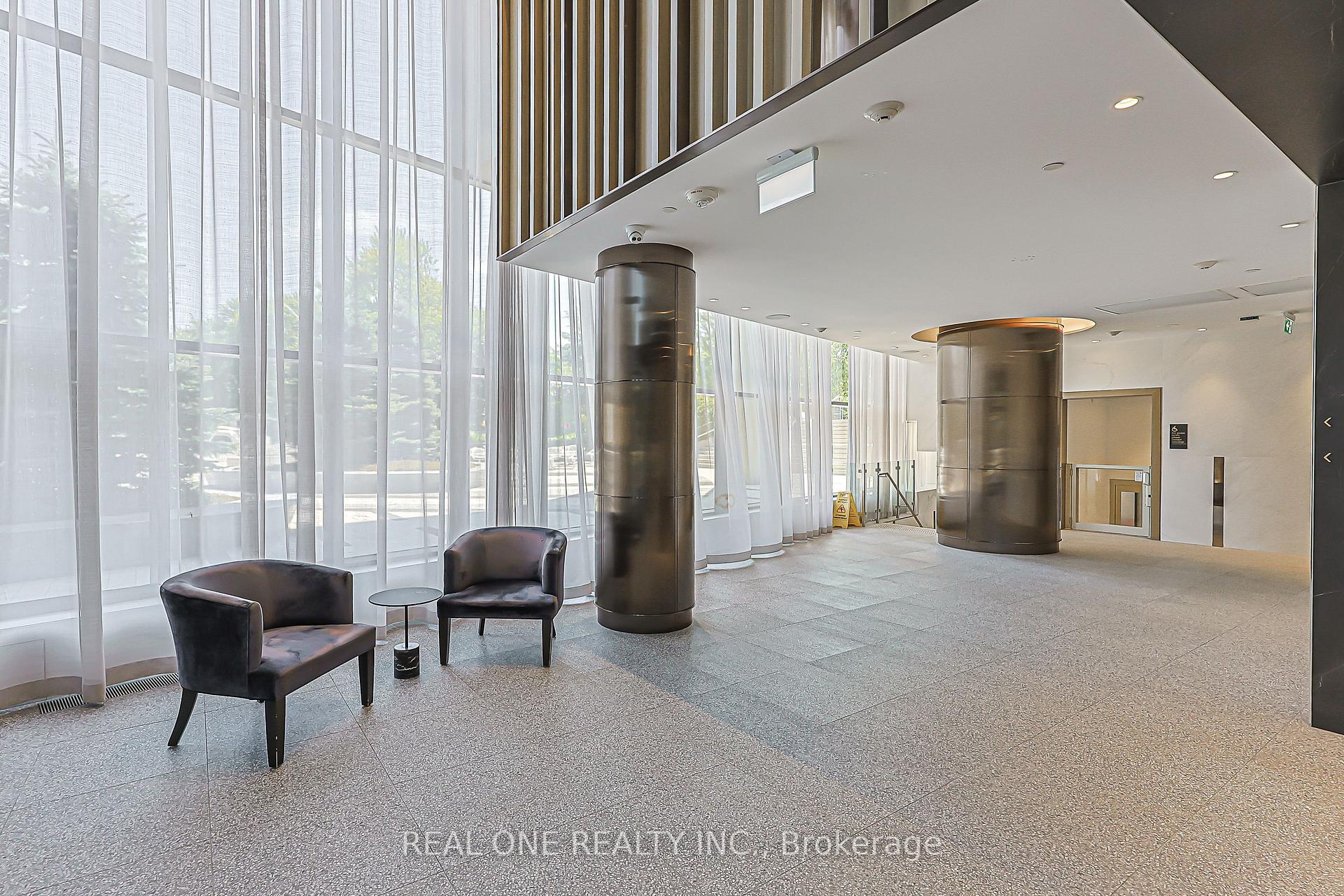 Photo 7 of Unit 821, 585 Bloor Street E, Toronto, North St. James Town — HOMEH