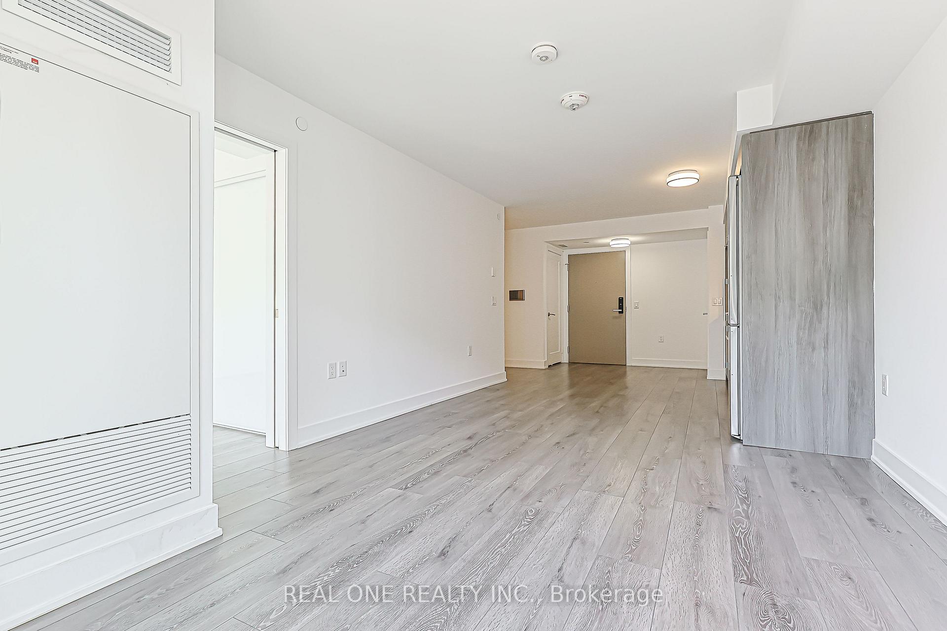 Photo 15 of Unit 821, 585 Bloor Street E, Toronto, North St. James Town — HOMEH