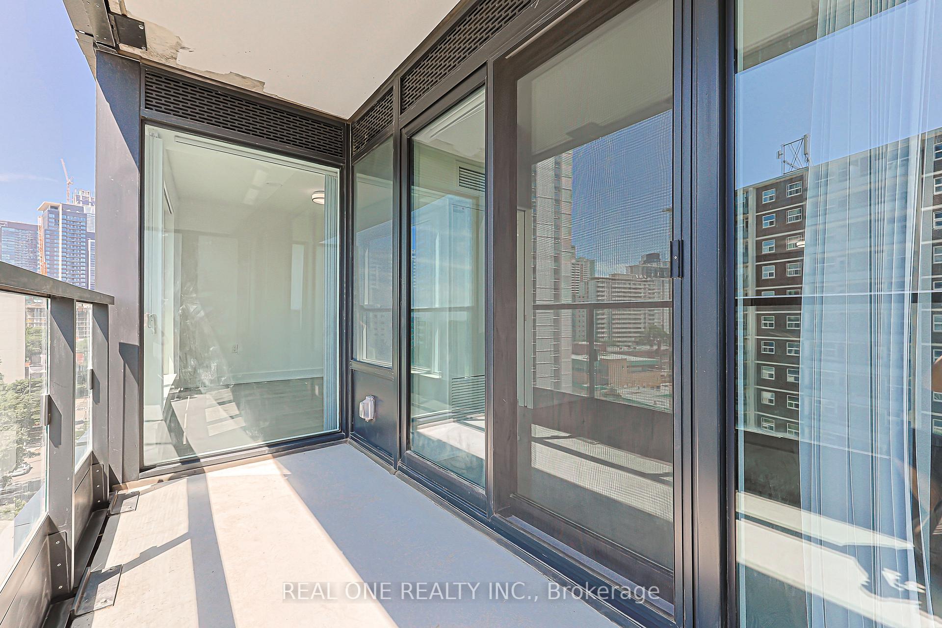 Photo 19 of Unit 821, 585 Bloor Street E, Toronto, North St. James Town — HOMEH