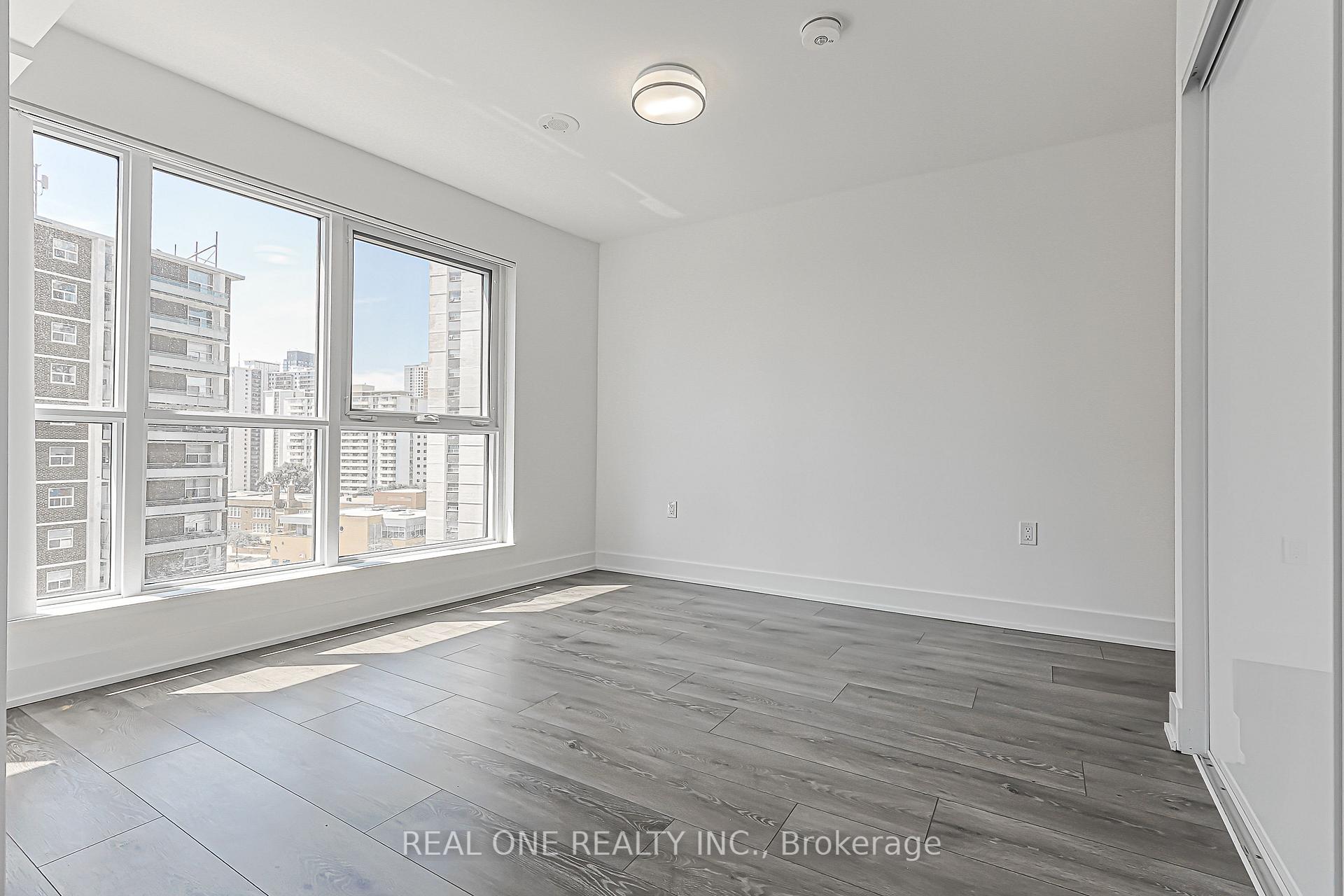 Photo 23 of Unit 821, 585 Bloor Street E, Toronto, North St. James Town — HOMEH