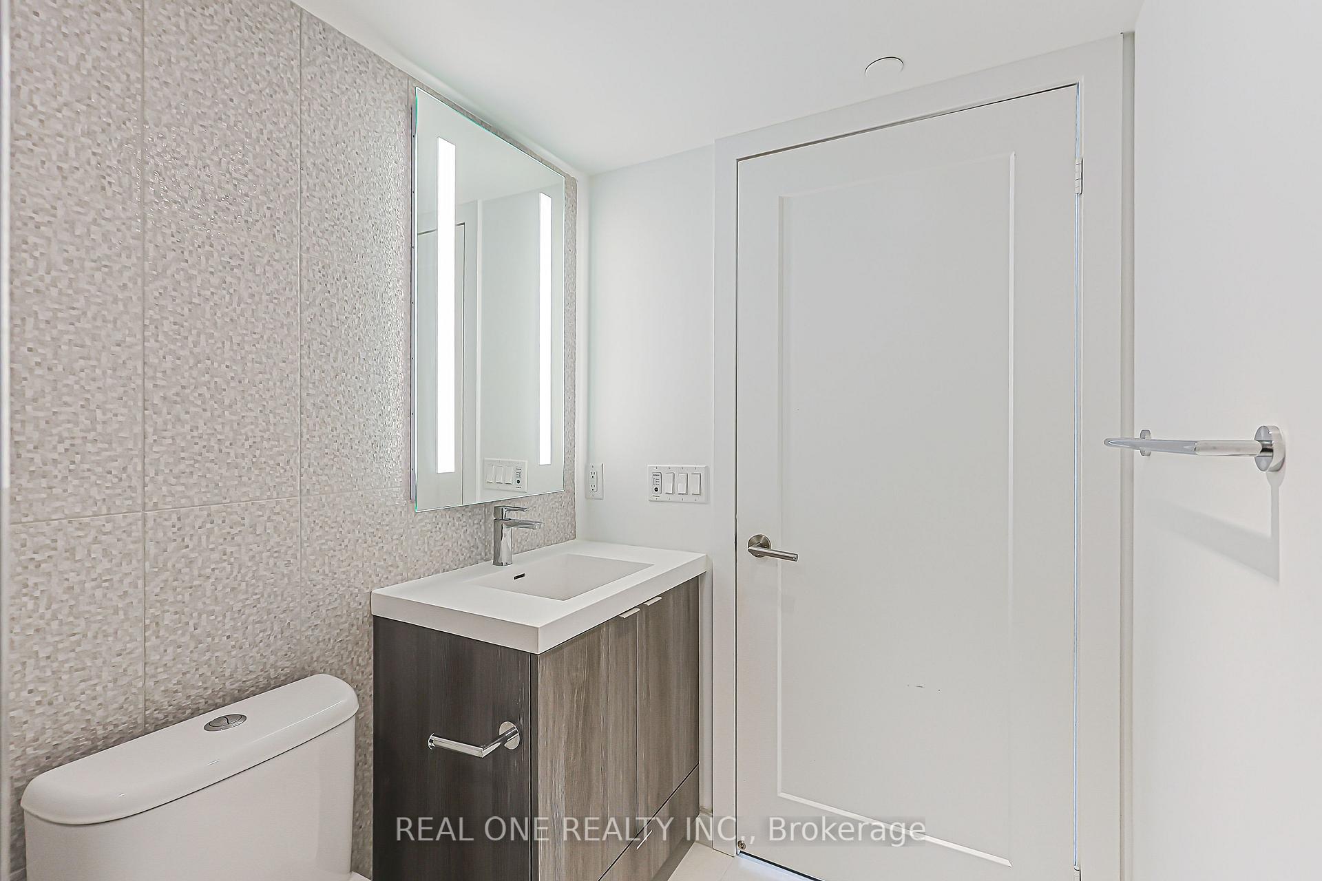 Photo 27 of Unit 821, 585 Bloor Street E, Toronto, North St. James Town — HOMEH
