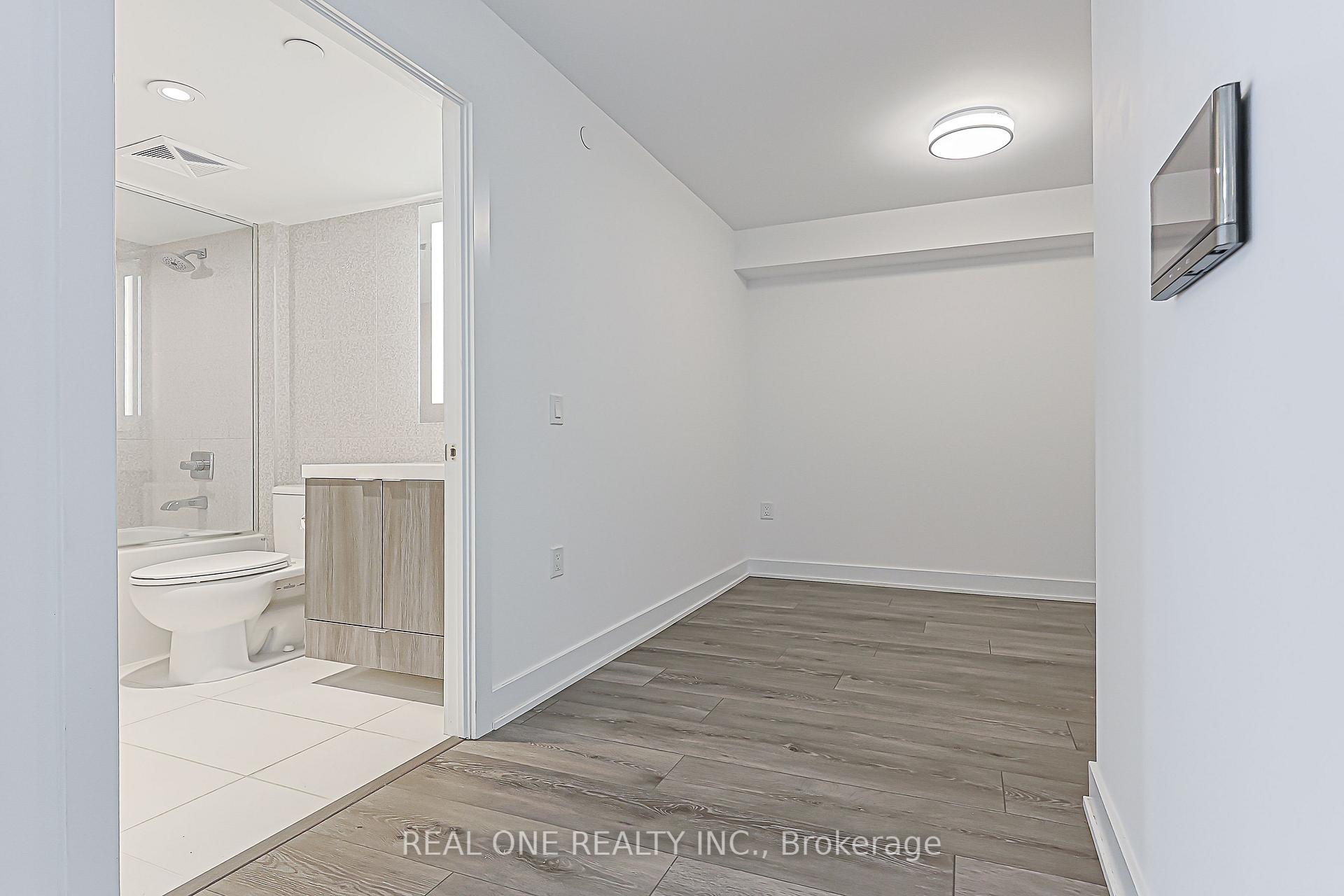 Photo 28 of Unit 821, 585 Bloor Street E, Toronto, North St. James Town — HOMEH