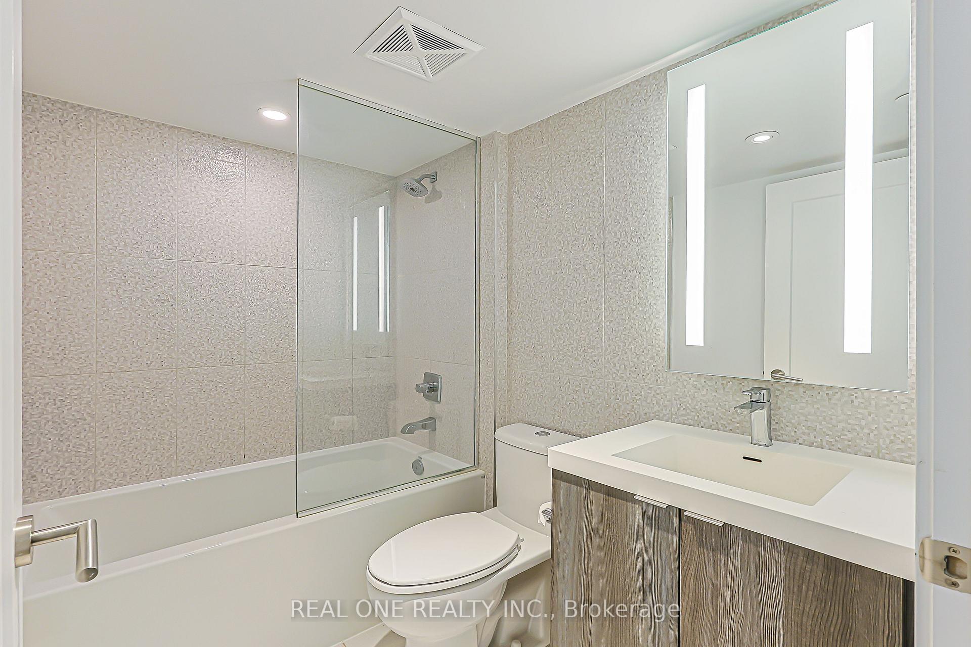 Photo 30 of Unit 821, 585 Bloor Street E, Toronto, North St. James Town — HOMEH