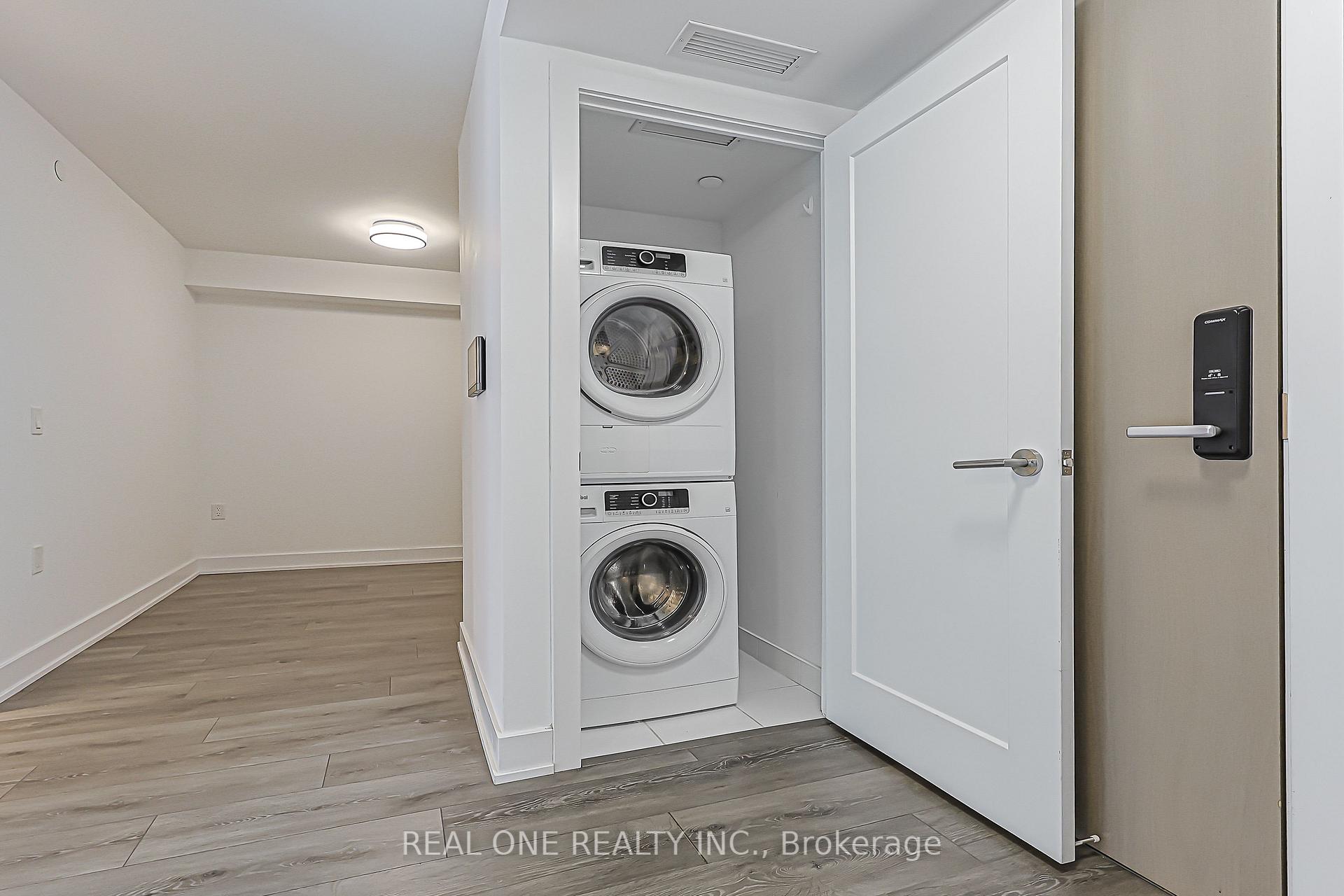 Photo 32 of Unit 821, 585 Bloor Street E, Toronto, North St. James Town — HOMEH