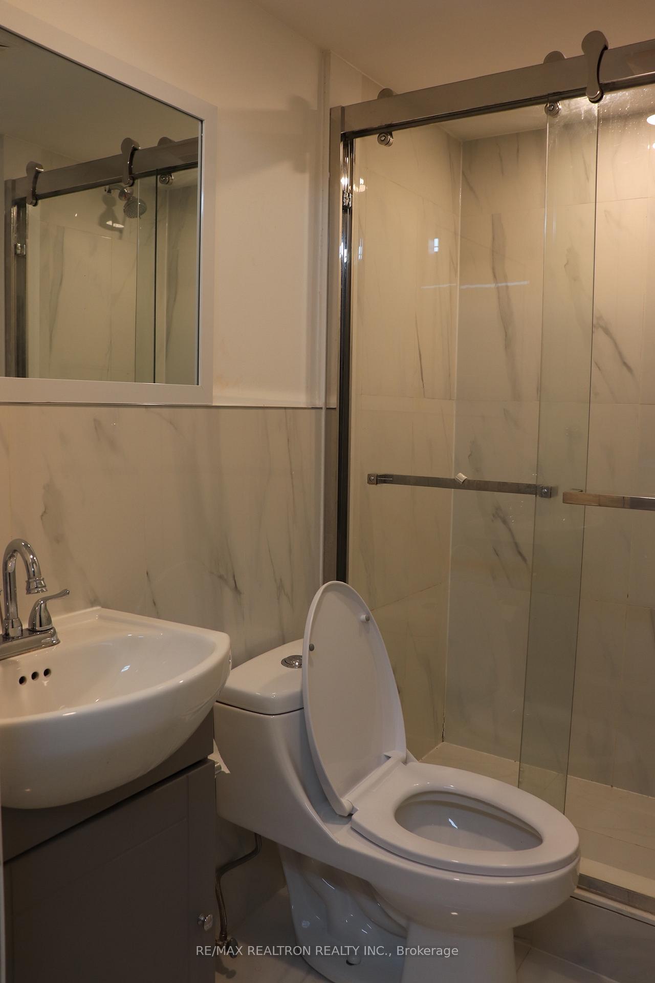 Photo 5 of 122 Copperwood Square, Scarborough, Milliken — HOMEH