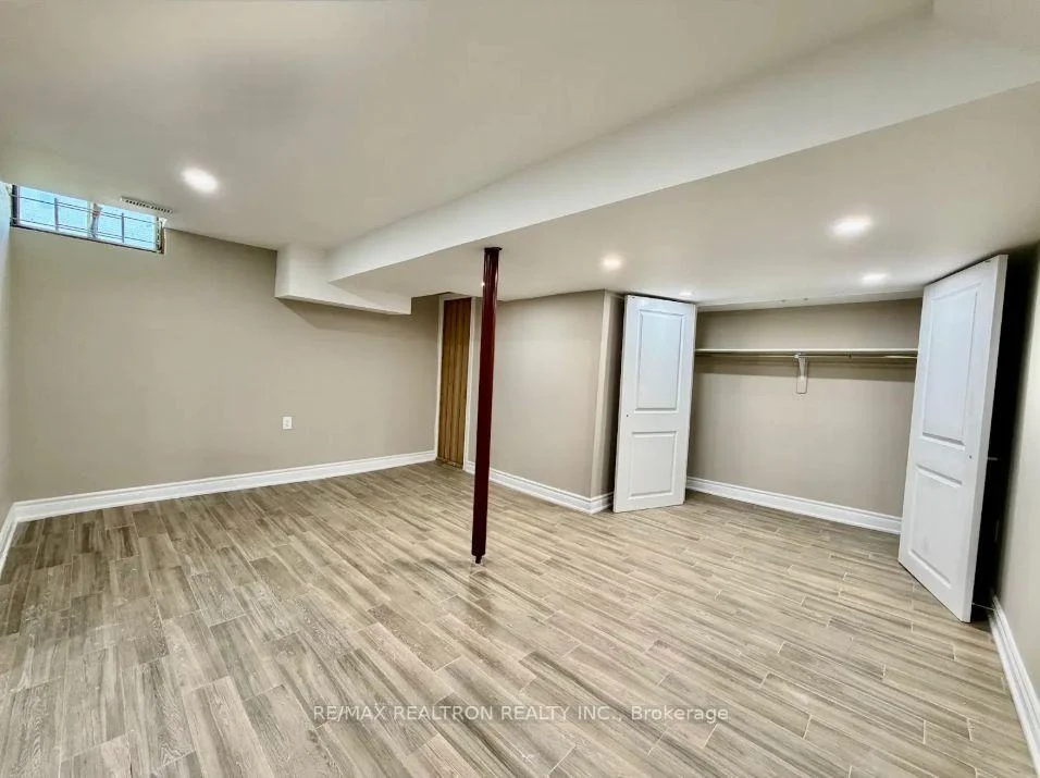 Photo 36 of 122 Copperwood Square, Scarborough, Milliken — HOMEH