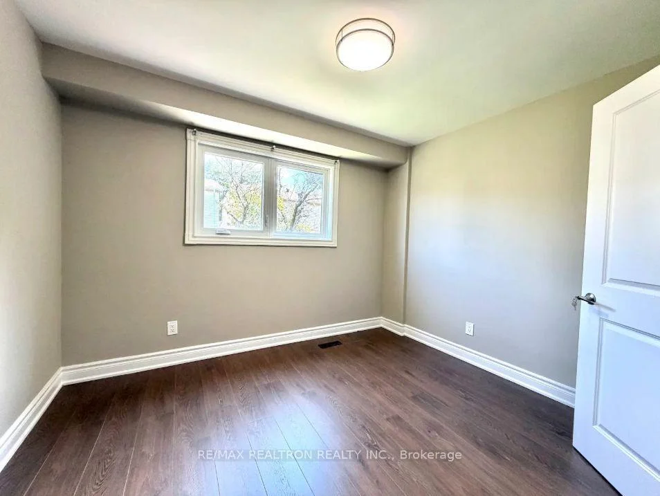 Photo 40 of 122 Copperwood Square, Scarborough, Milliken — HOMEH