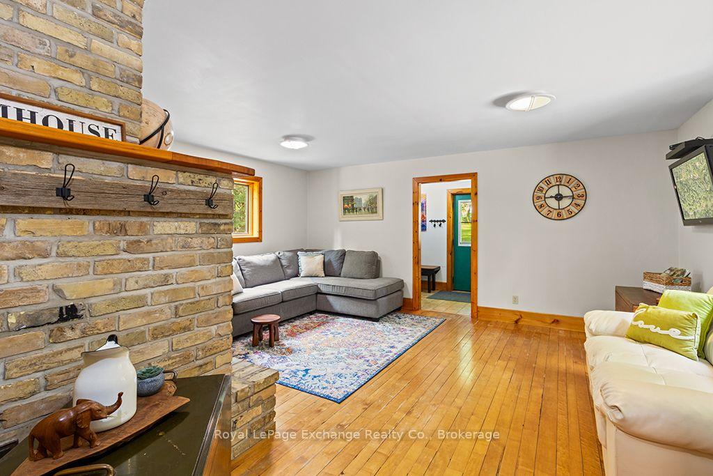 Photo 11 of 83342 Scott Line, North Huron, Blyth — HOMEH