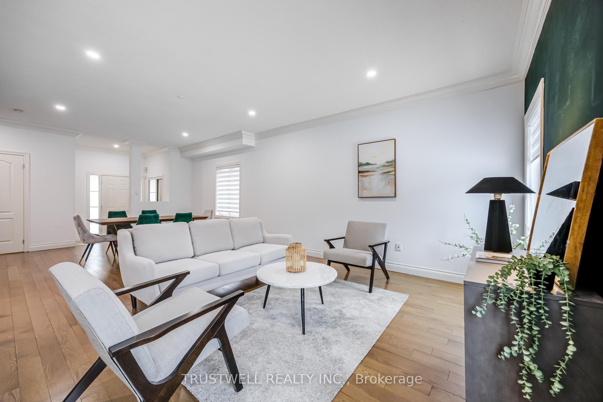 Photo 4 of 467 Pleasant Ridge Avenue, Vaughan, Patterson — HOMEH