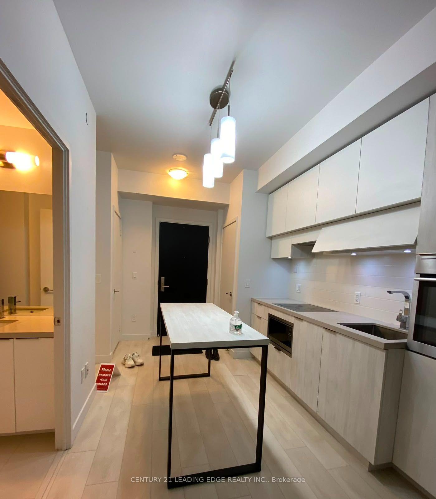 Photo 8 of Unit 2204, 8 Eglington Avenue E, Toronto, Mount Pleasant West — HOMEH