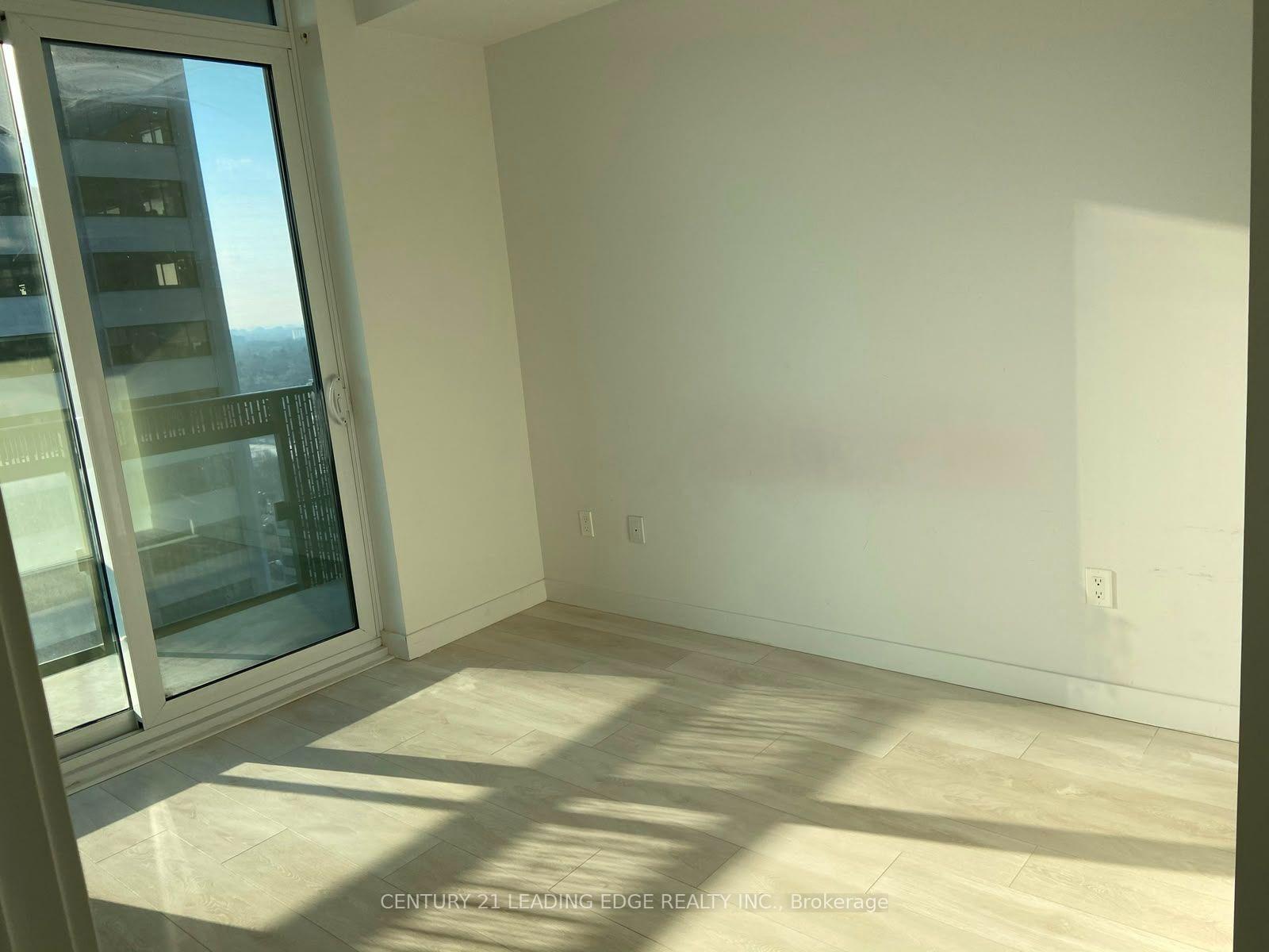 Photo 11 of Unit 2204, 8 Eglington Avenue E, Toronto, Mount Pleasant West — HOMEH