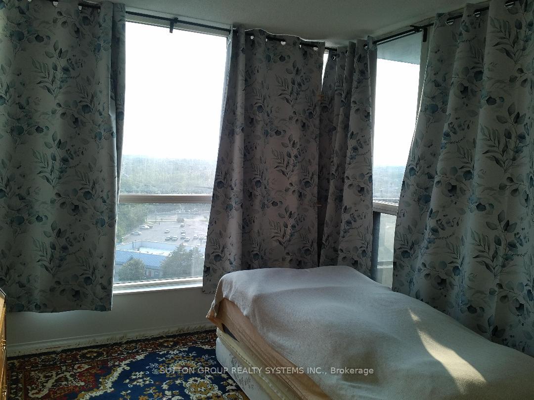 Photo 17 of Unit 1610, 3 Rowntree Road, Etobicoke, Mount Olive-Silverstone-Jamestown — HOMEH