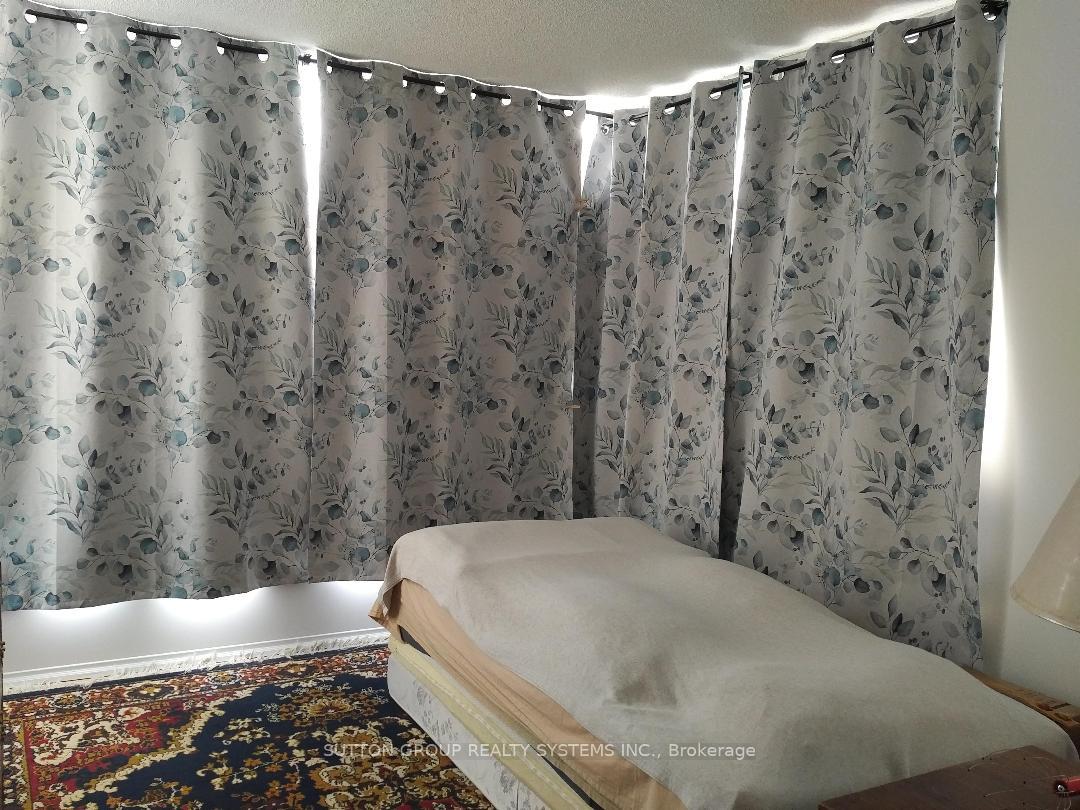 Photo 19 of Unit 1610, 3 Rowntree Road, Etobicoke, Mount Olive-Silverstone-Jamestown — HOMEH