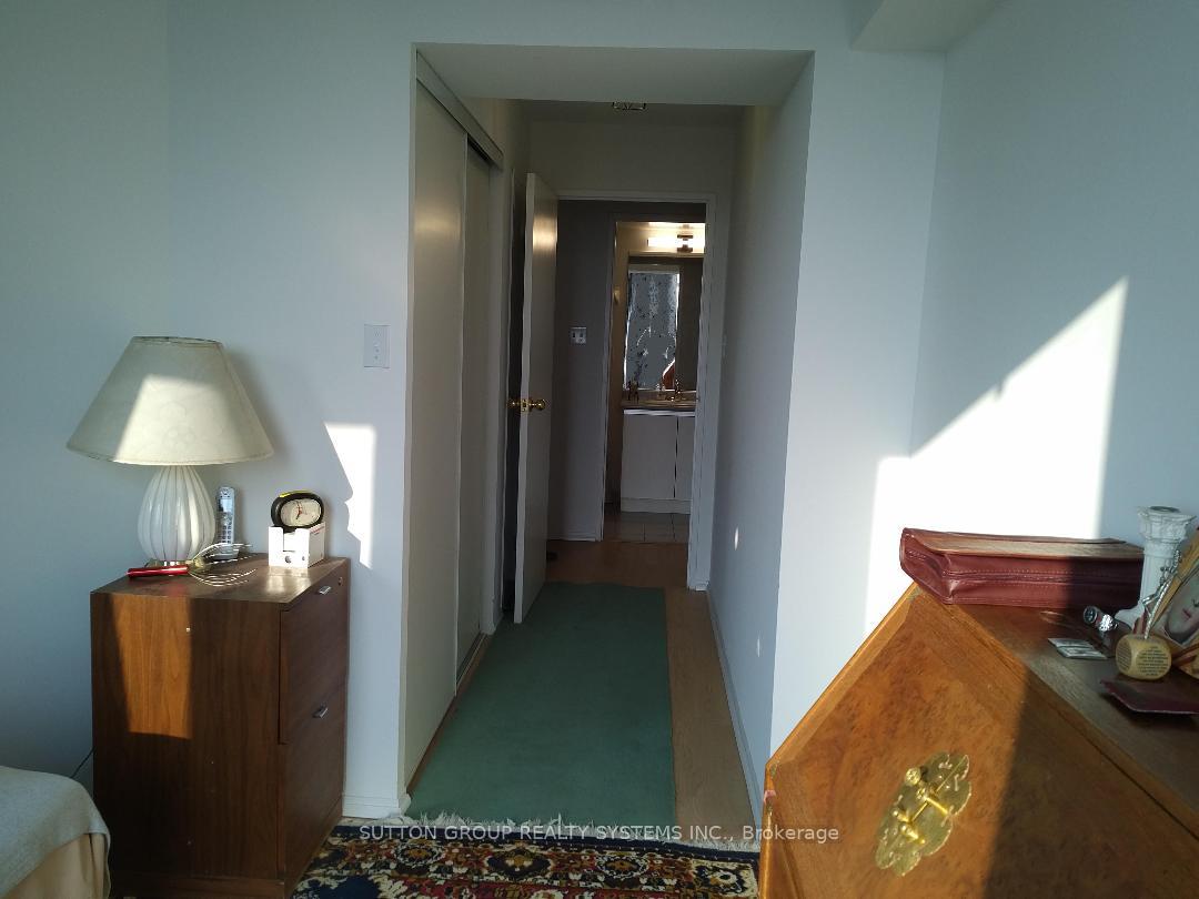 Photo 21 of Unit 1610, 3 Rowntree Road, Etobicoke, Mount Olive-Silverstone-Jamestown — HOMEH