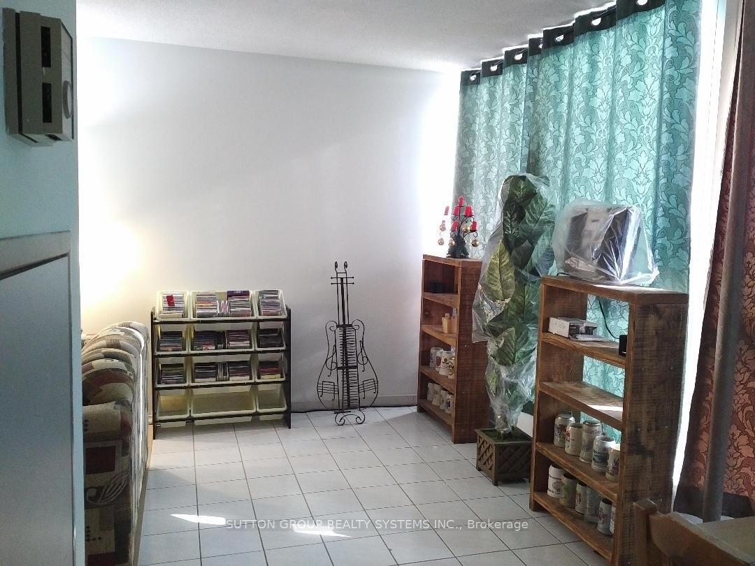 Photo 31 of Unit 1610, 3 Rowntree Road, Etobicoke, Mount Olive-Silverstone-Jamestown — HOMEH