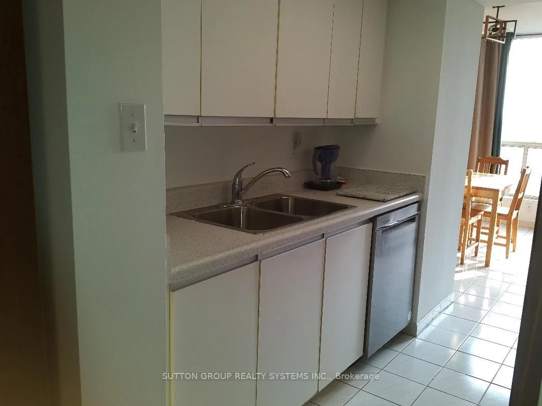 Photo 34 of Unit 1610, 3 Rowntree Road, Etobicoke, Mount Olive-Silverstone-Jamestown — HOMEH