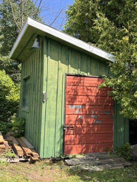 Photo 13 of 82 Mary Street, Clearview, Creemore — HOMEH