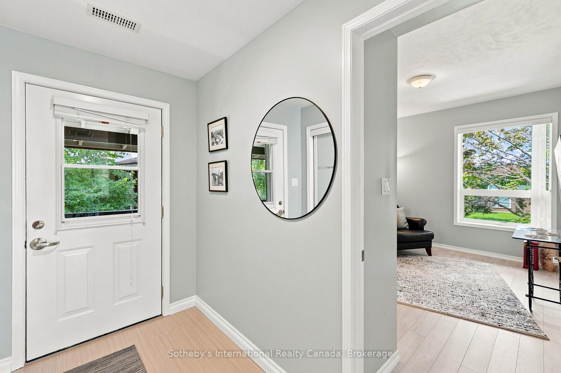 Photo 3 of 464 Mariners Way, Collingwood — HOMEH