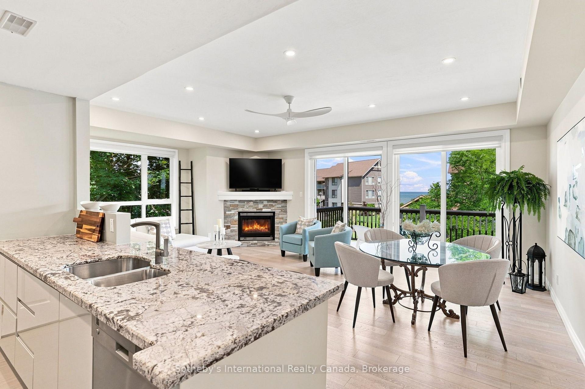 Photo 9 of 464 Mariners Way, Collingwood — HOMEH