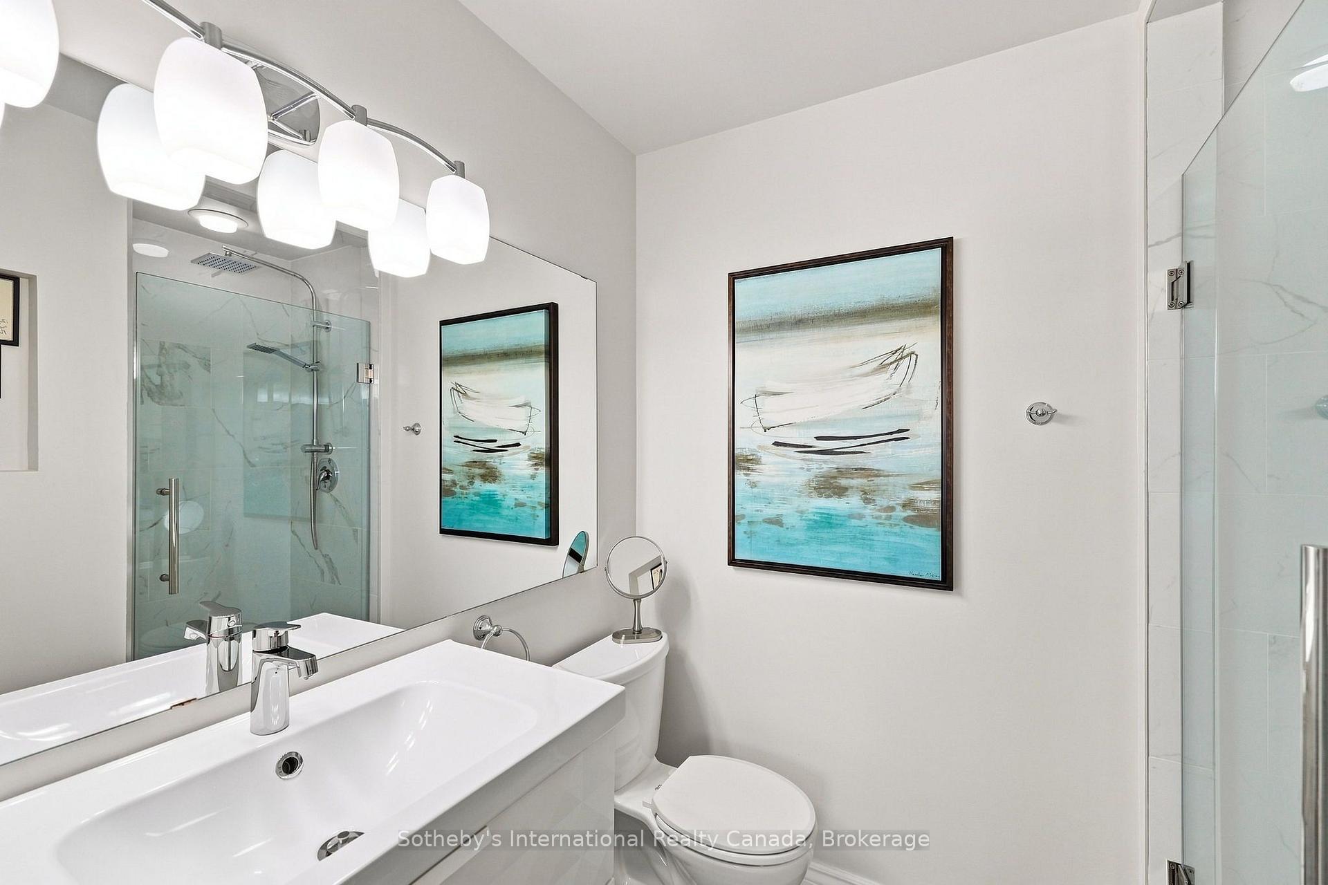 Photo 22 of 464 Mariners Way, Collingwood — HOMEH