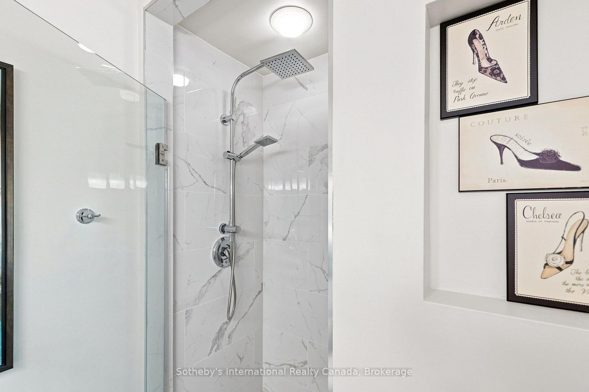 Photo 23 of 464 Mariners Way, Collingwood — HOMEH