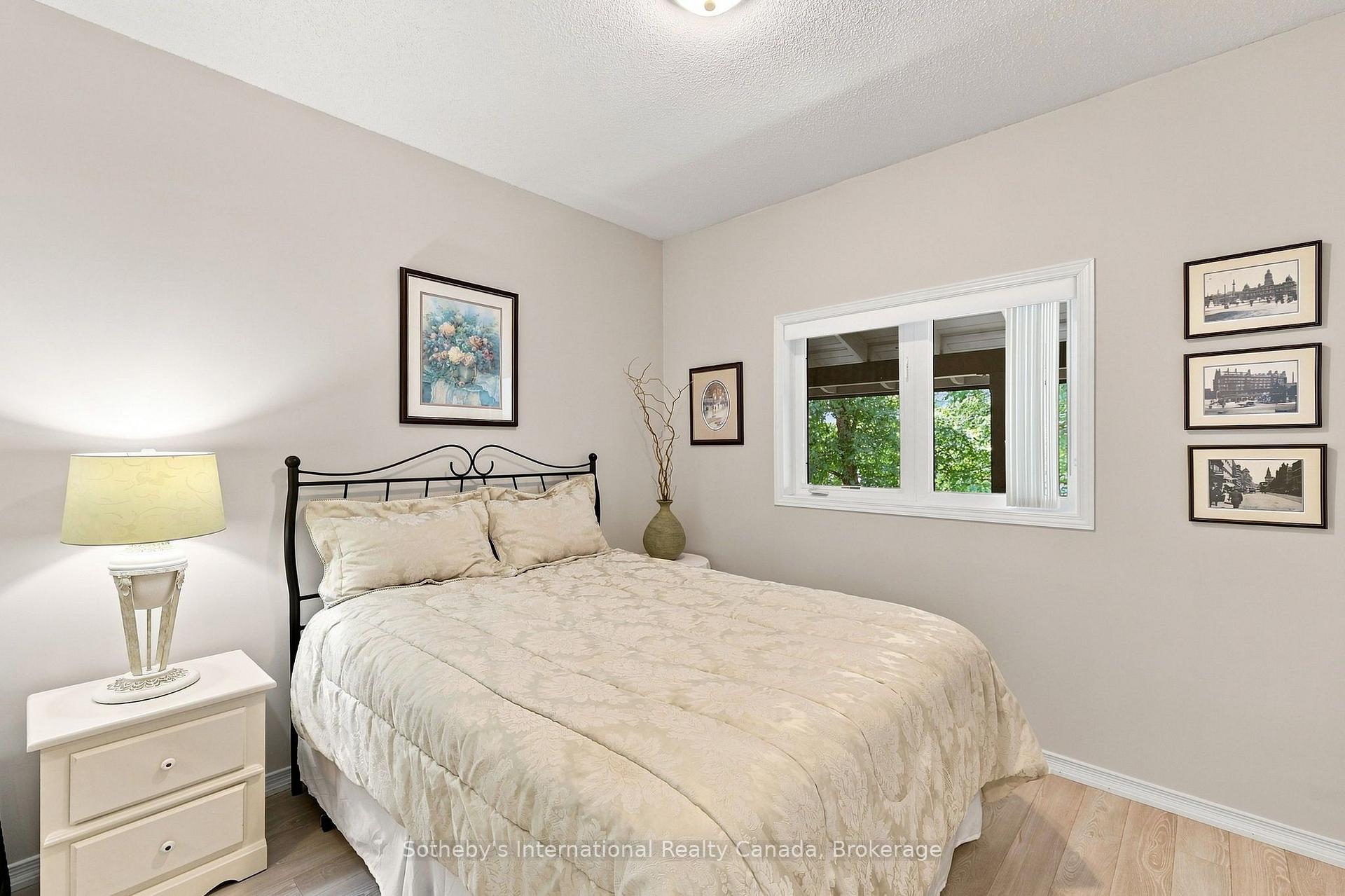 Photo 24 of 464 Mariners Way, Collingwood — HOMEH