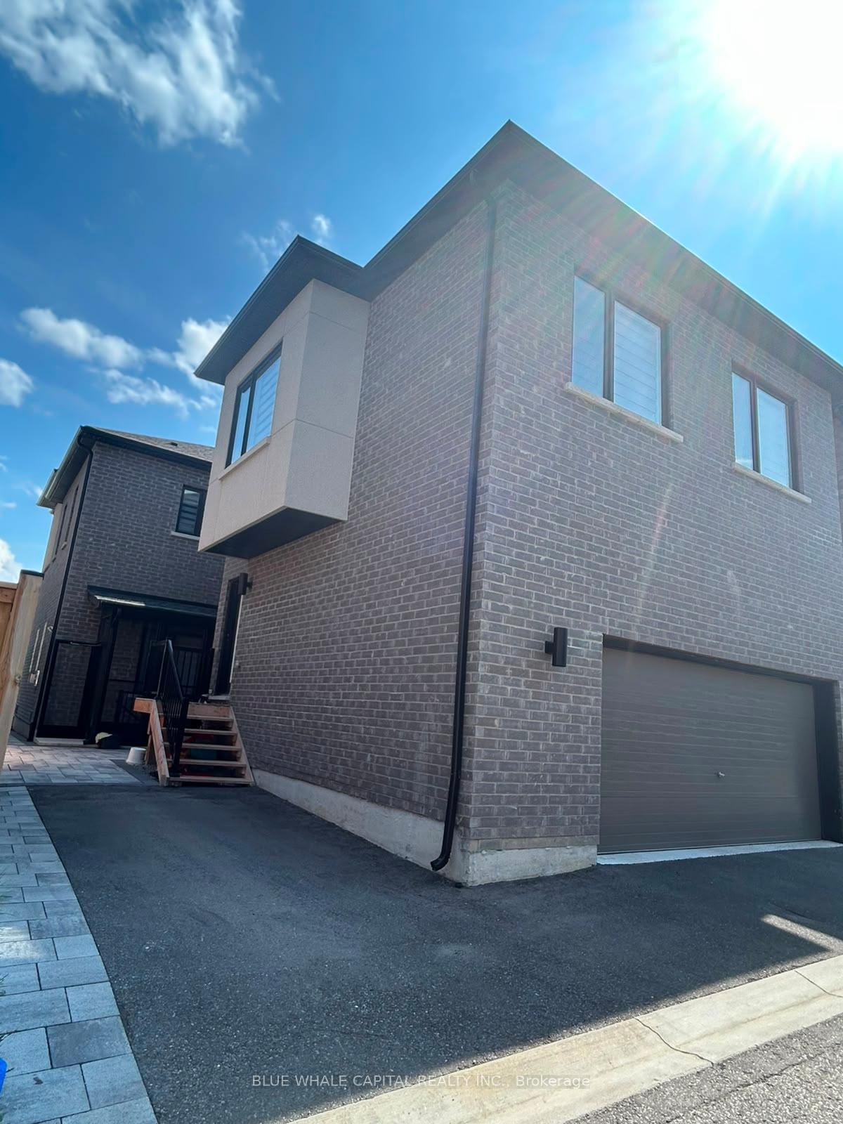 Photo 2 of Unit COACH, 60 Rustle Woods Avenue, Markham, Cornell — HOMEH