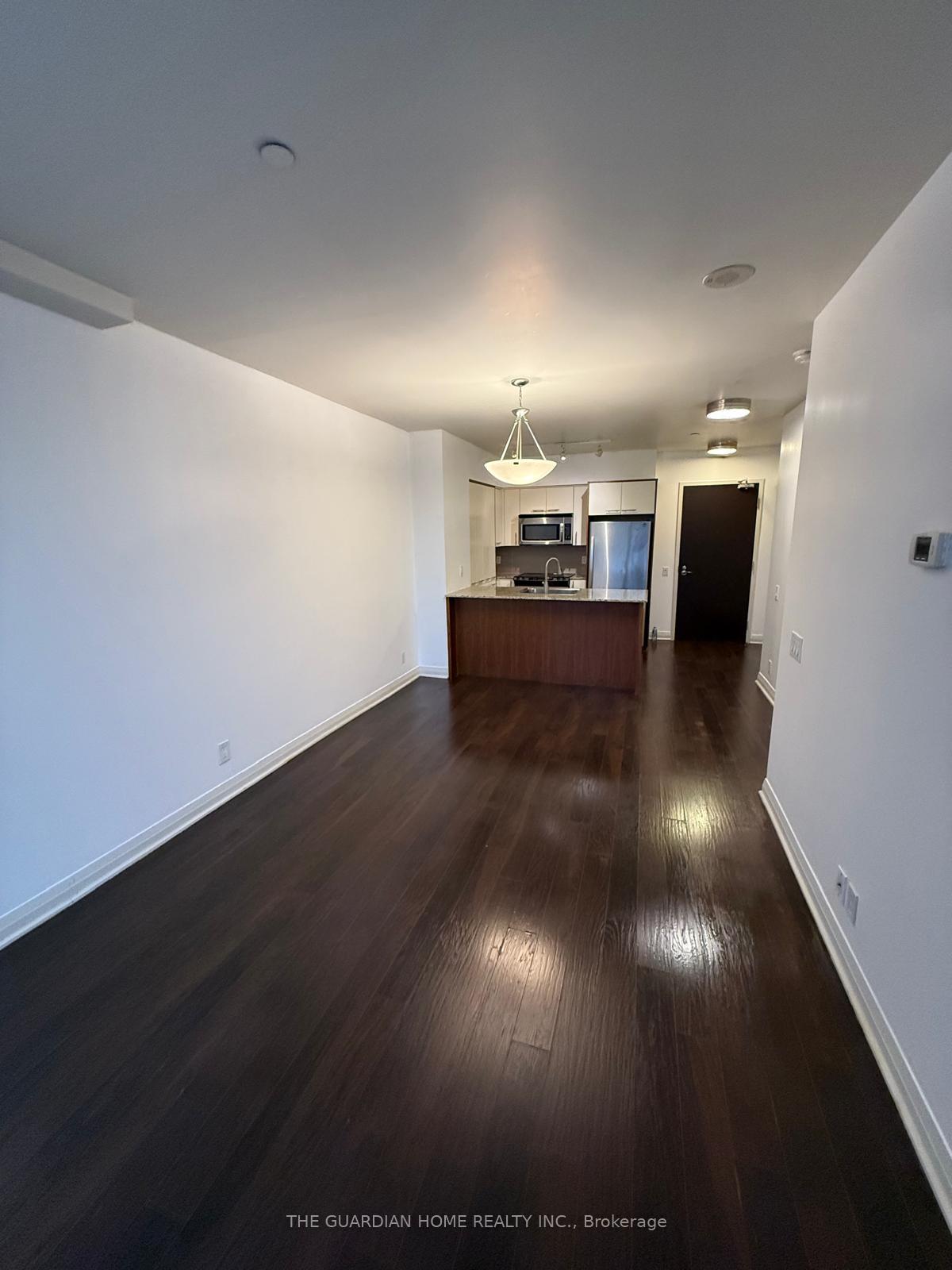 Photo 3 of Unit 307, 1 Valhalla Inn Road, Etobicoke, Islington-City Centre West — HOMEH