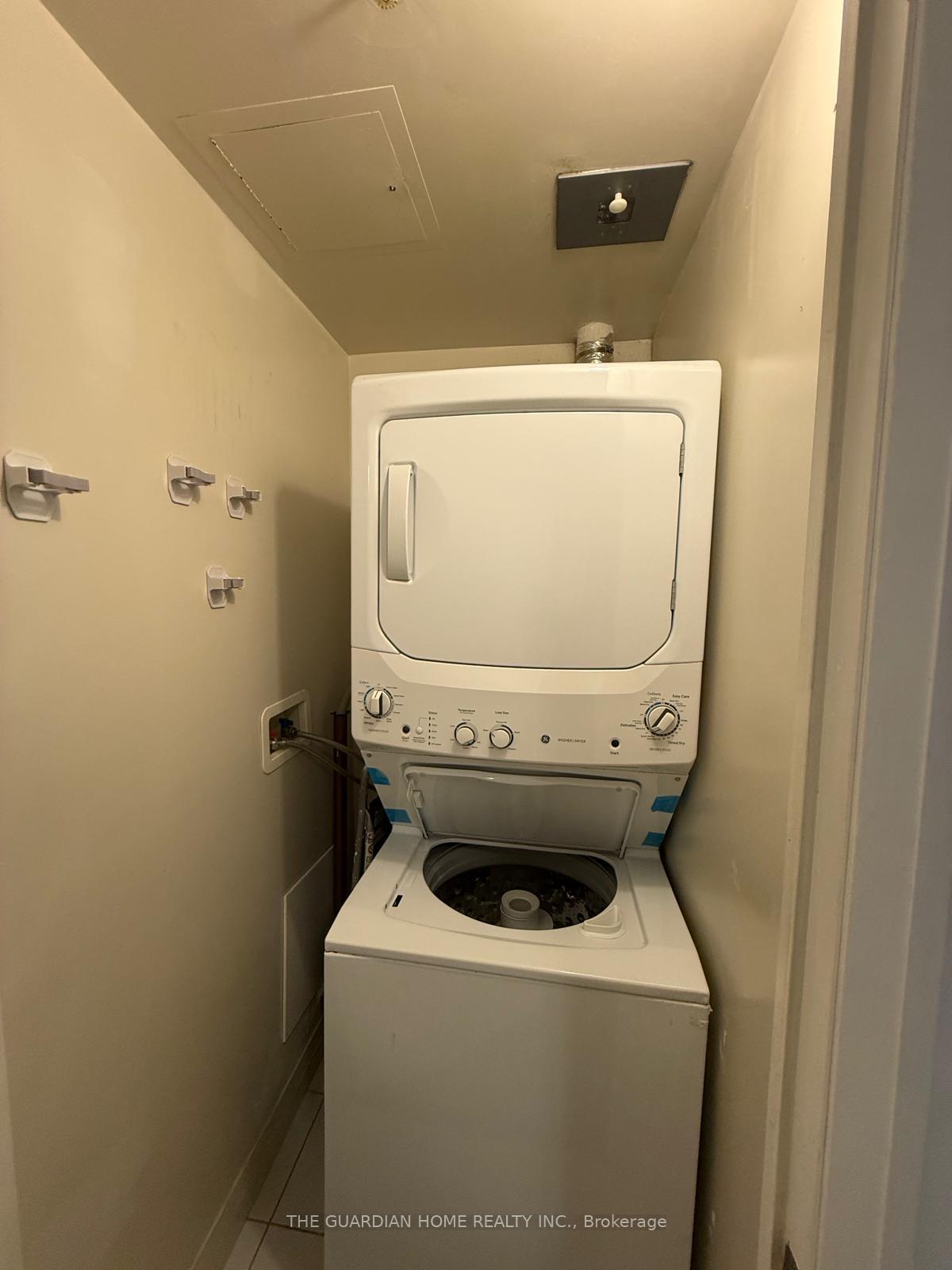 Photo 7 of Unit 307, 1 Valhalla Inn Road, Etobicoke, Islington-City Centre West — HOMEH