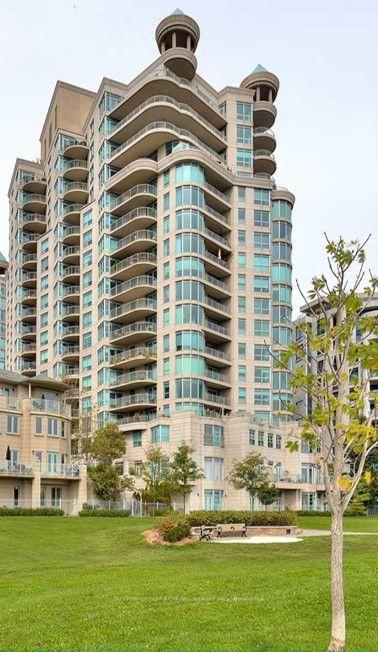 Front of Unit Ph18, 2111 Lake Shore Boulevard W
