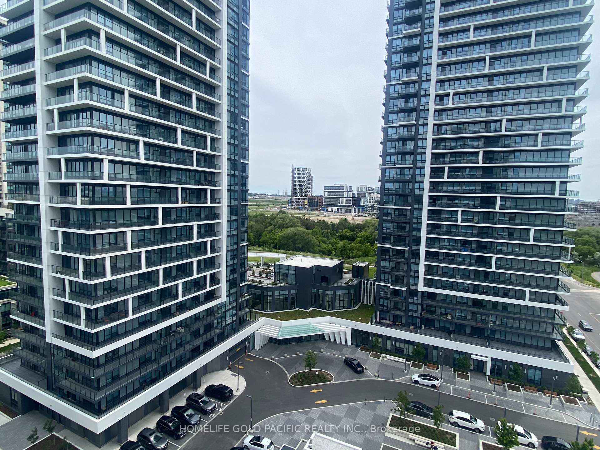 Photo 3 of Unit 1202, 38 Water Walk Drive, Markham, Unionville — HOMEH