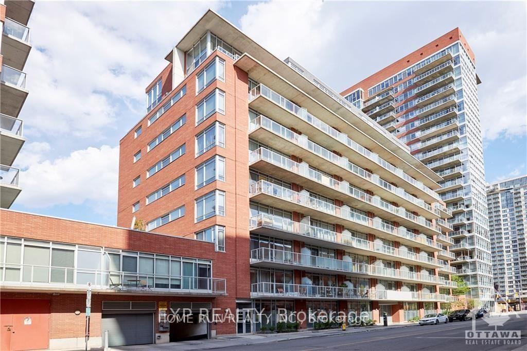 Front of Unit 205, 383 Cumberland Street