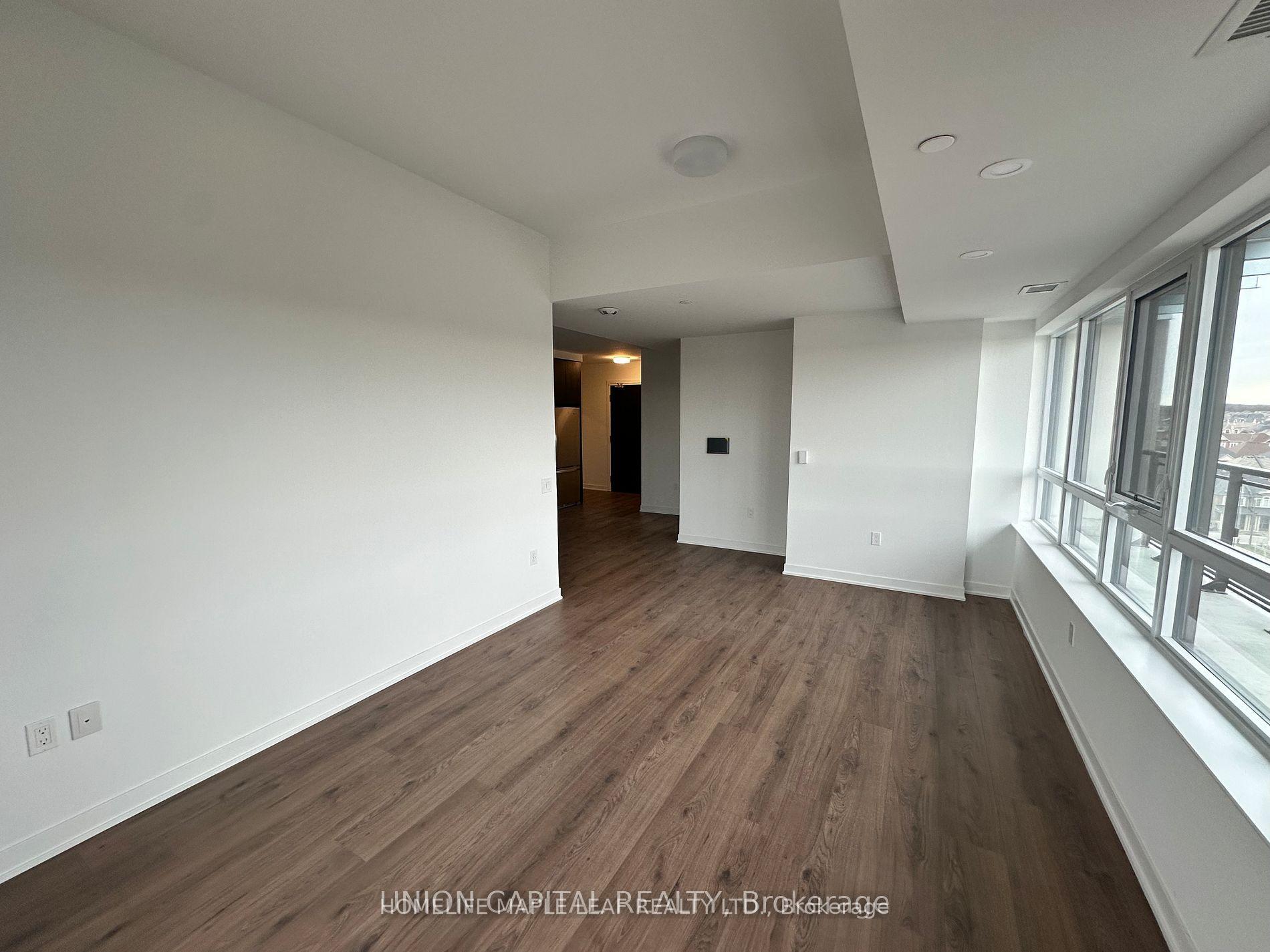 Photo 6 of Unit 708, 395 Dundas Street W, Oakville, Glenorchy — HOMEH