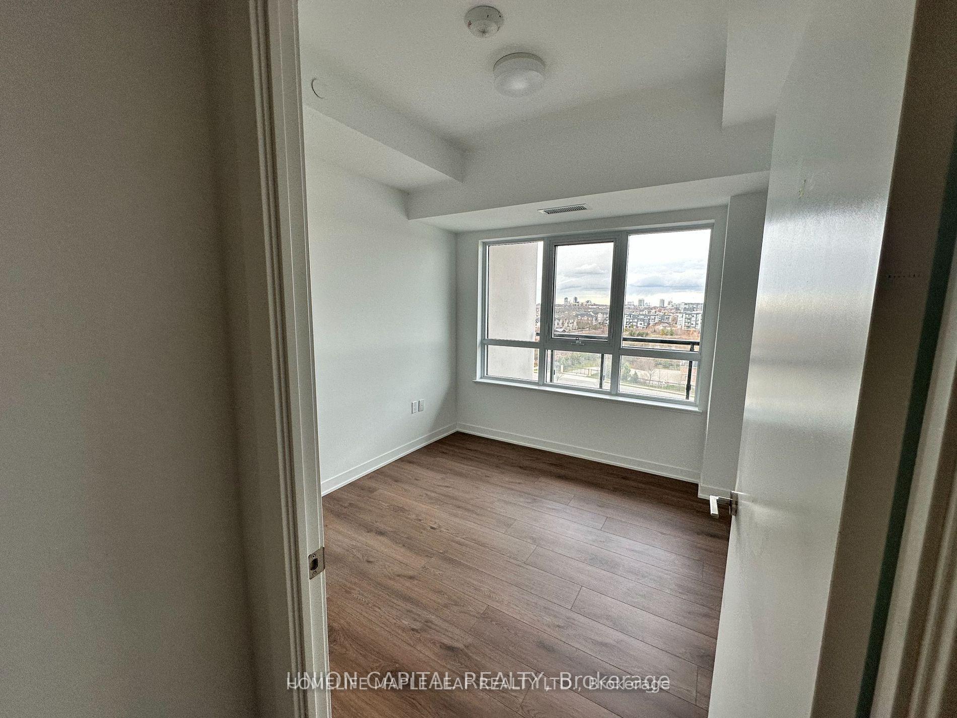 Photo 7 of Unit 708, 395 Dundas Street W, Oakville, Glenorchy — HOMEH