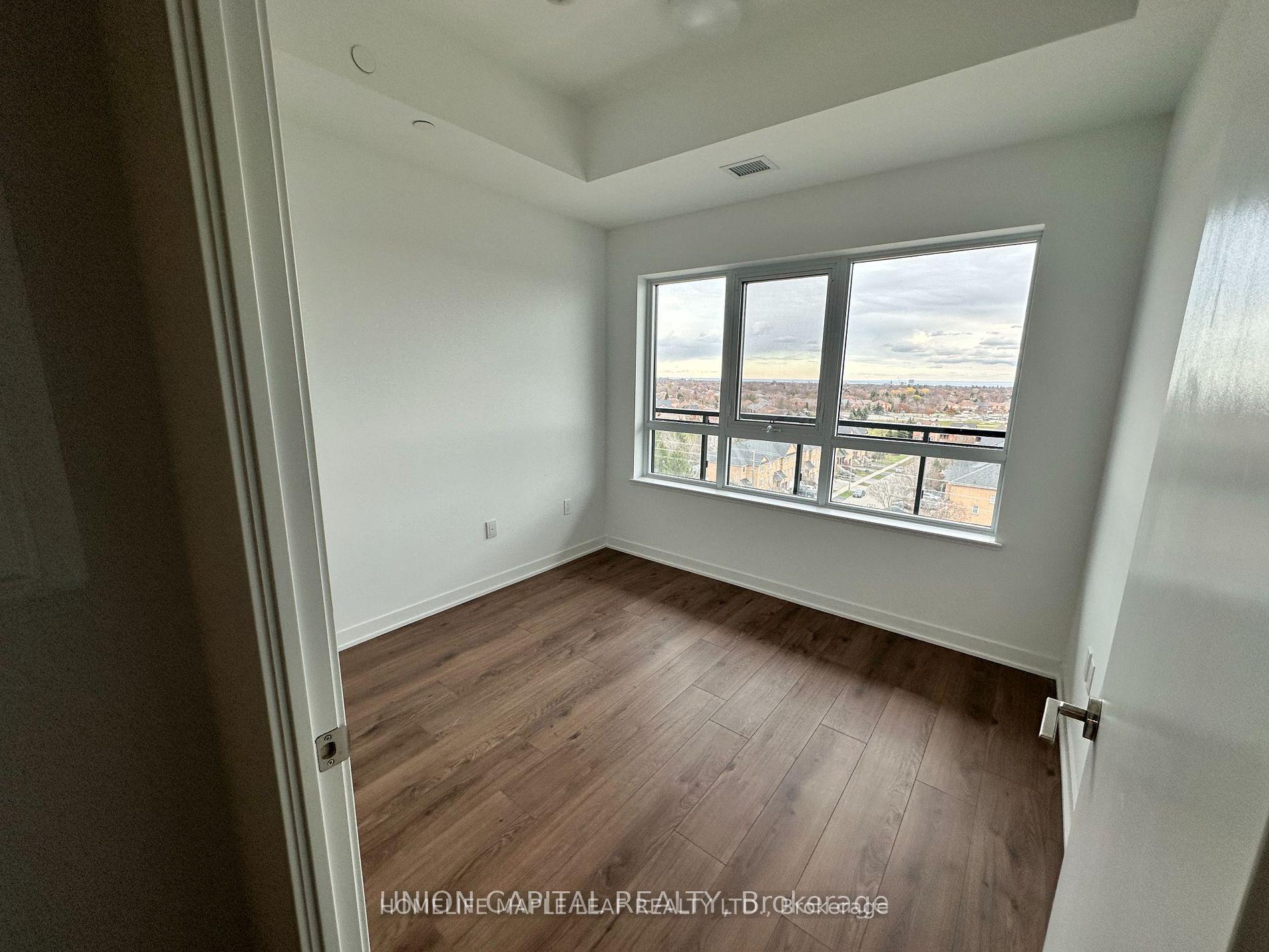 Photo 8 of Unit 708, 395 Dundas Street W, Oakville, Glenorchy — HOMEH
