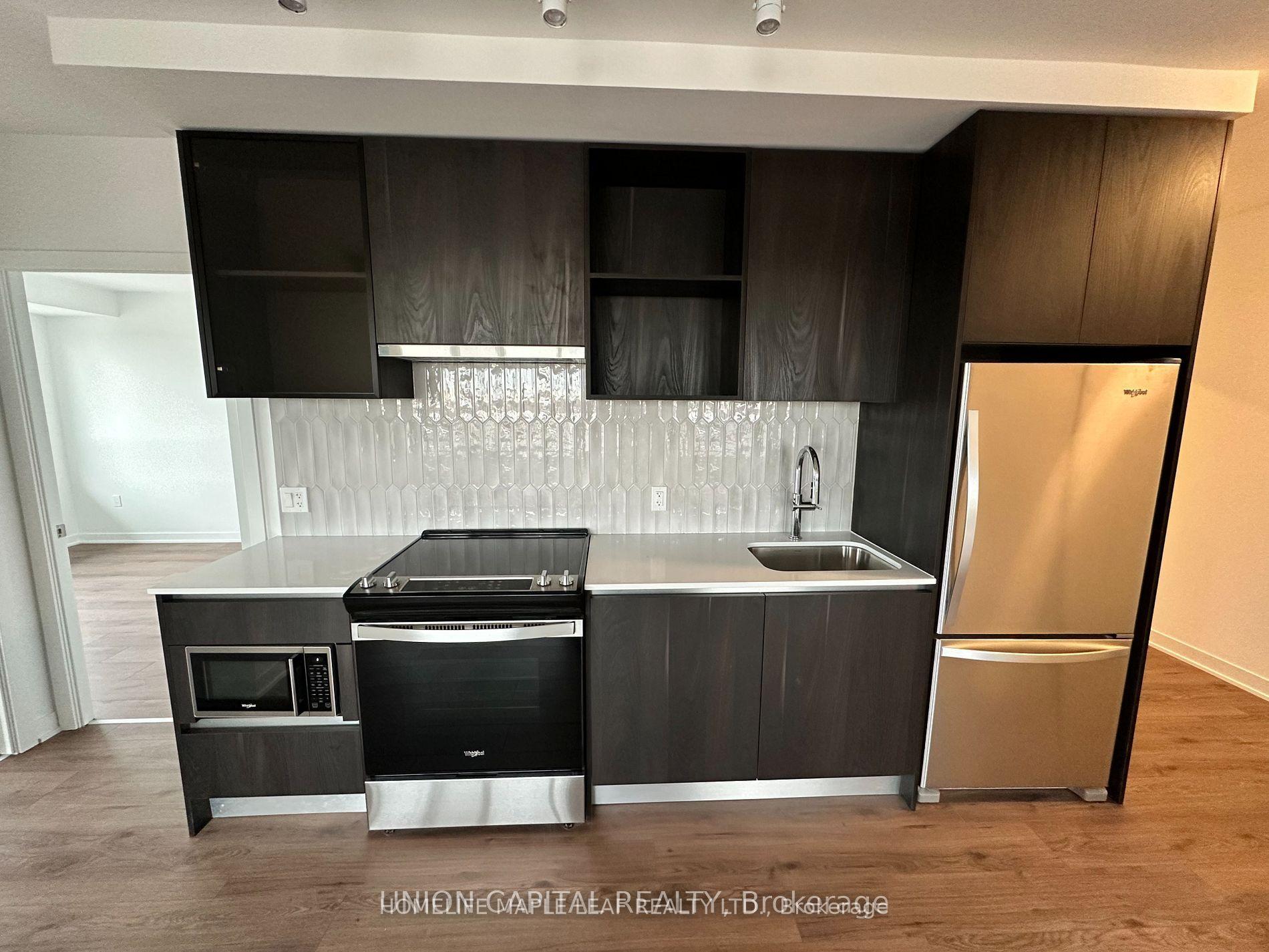 Photo 14 of Unit 708, 395 Dundas Street W, Oakville, Glenorchy — HOMEH