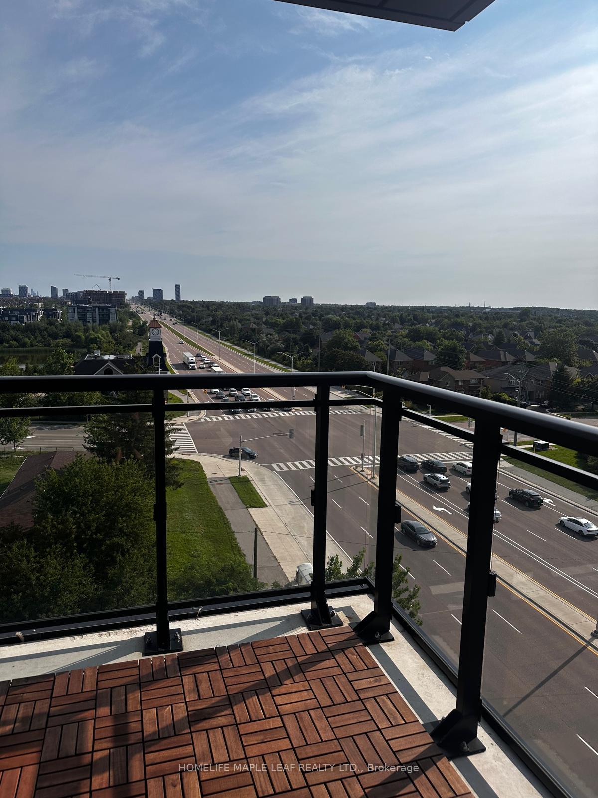 Photo 17 of Unit 708, 395 Dundas Street W, Oakville, Glenorchy — HOMEH