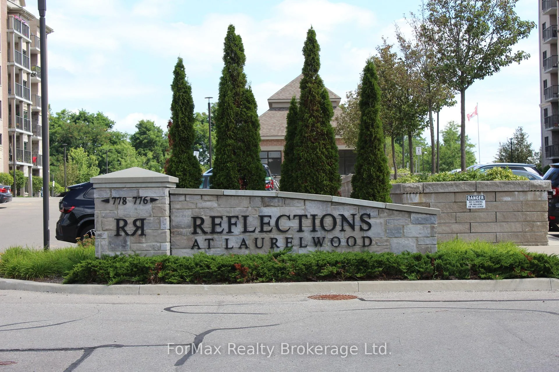 Photo of Unit 313, 778 Laurelwood Drive