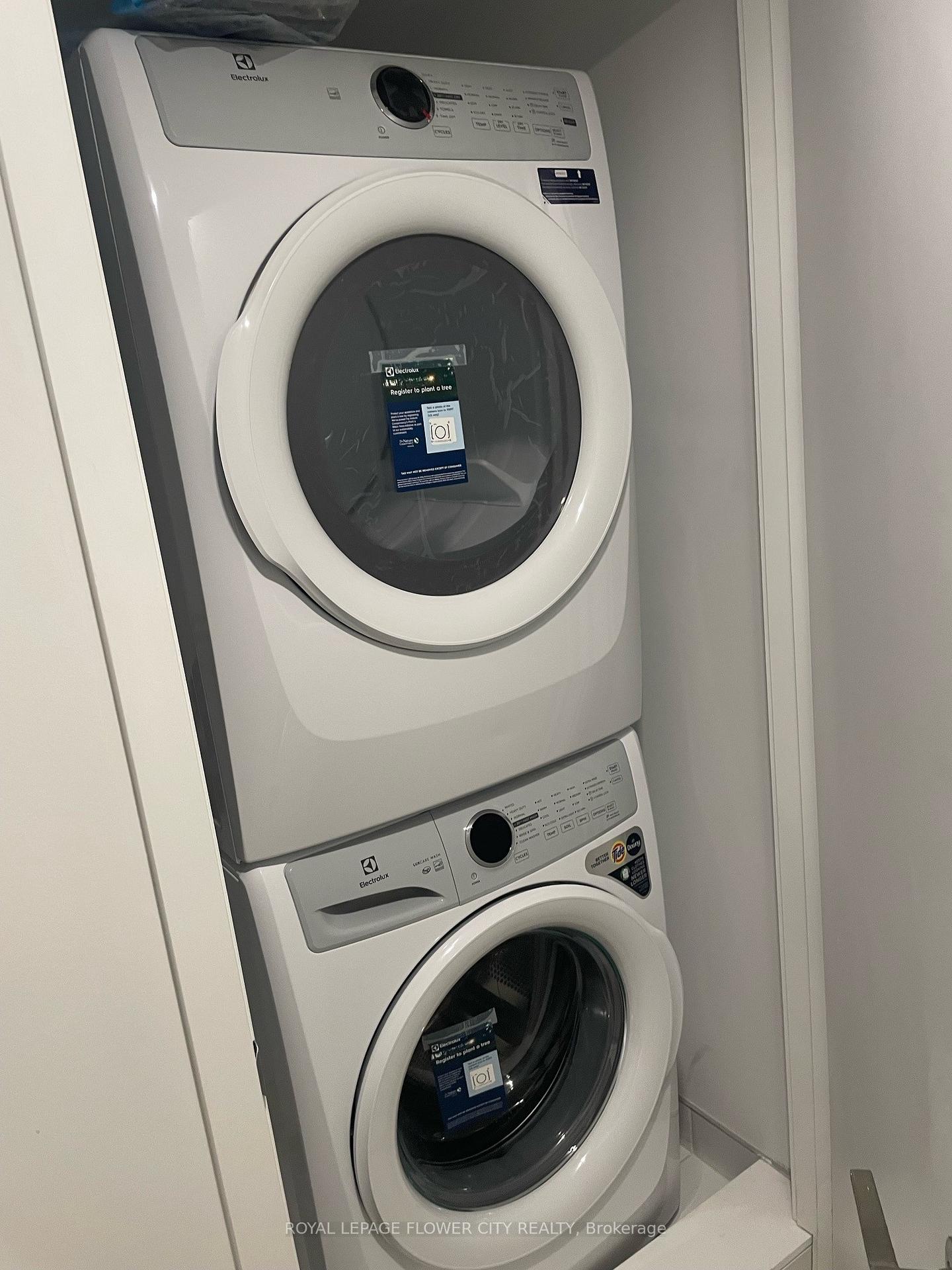 Photo 9 of Unit 120, 40 William Jacksn Way, Etobicoke, New Toronto — HOMEH