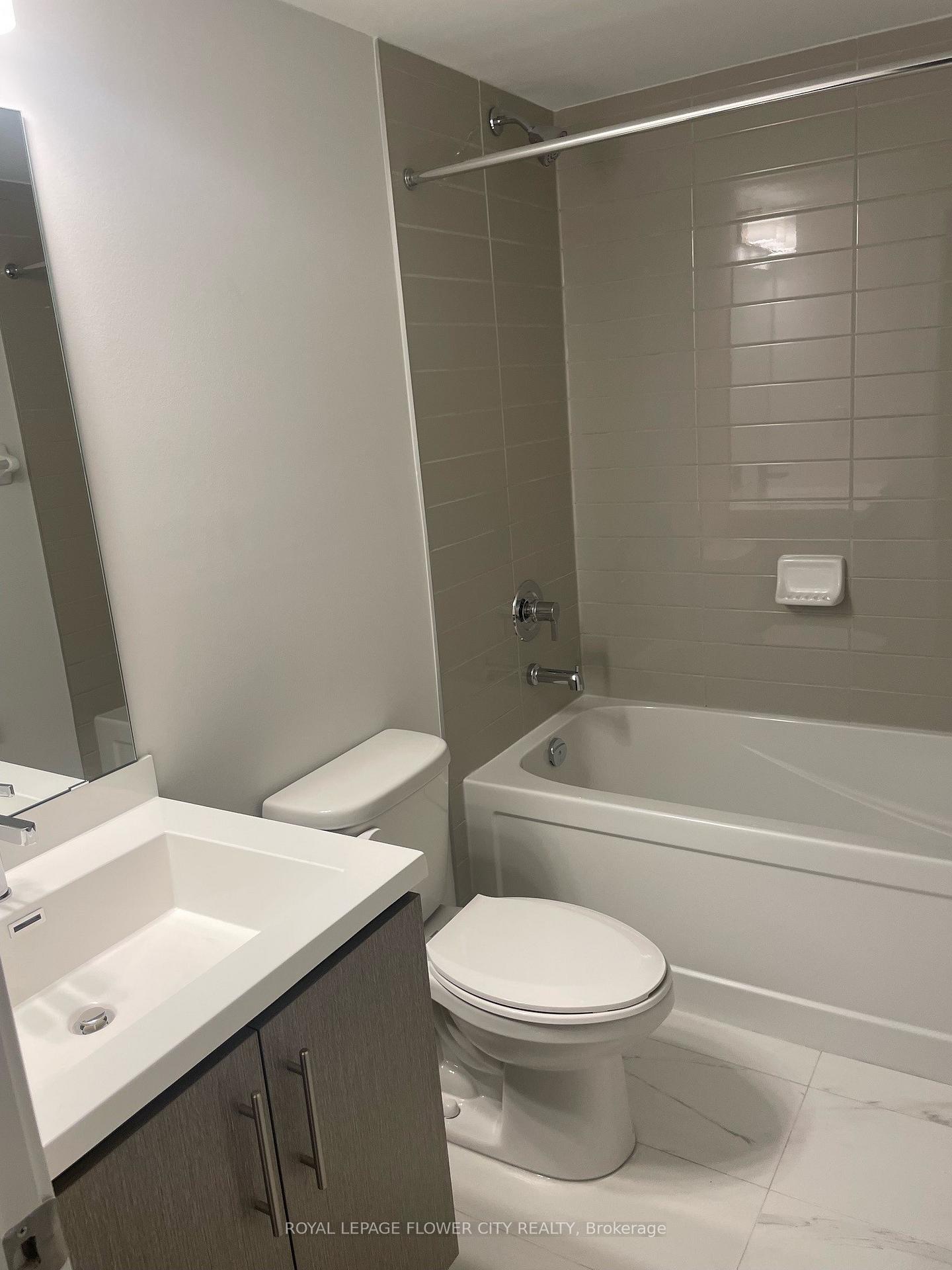 Photo 12 of Unit 120, 40 William Jacksn Way, Etobicoke, New Toronto — HOMEH