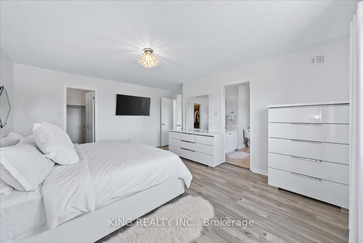 Photo 23 of 76 Blackburn Drive, Brantford, Empire — HOMEH