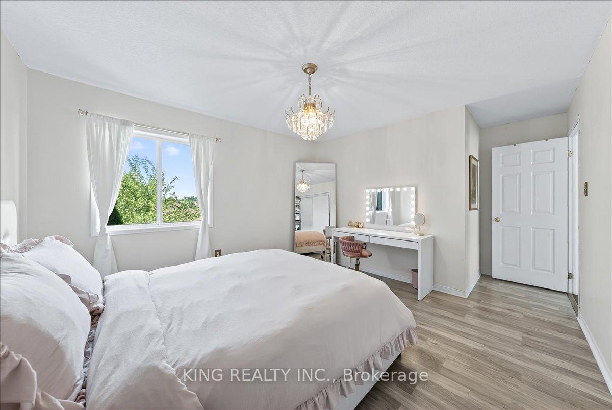 Photo 27 of 76 Blackburn Drive, Brantford, Empire — HOMEH